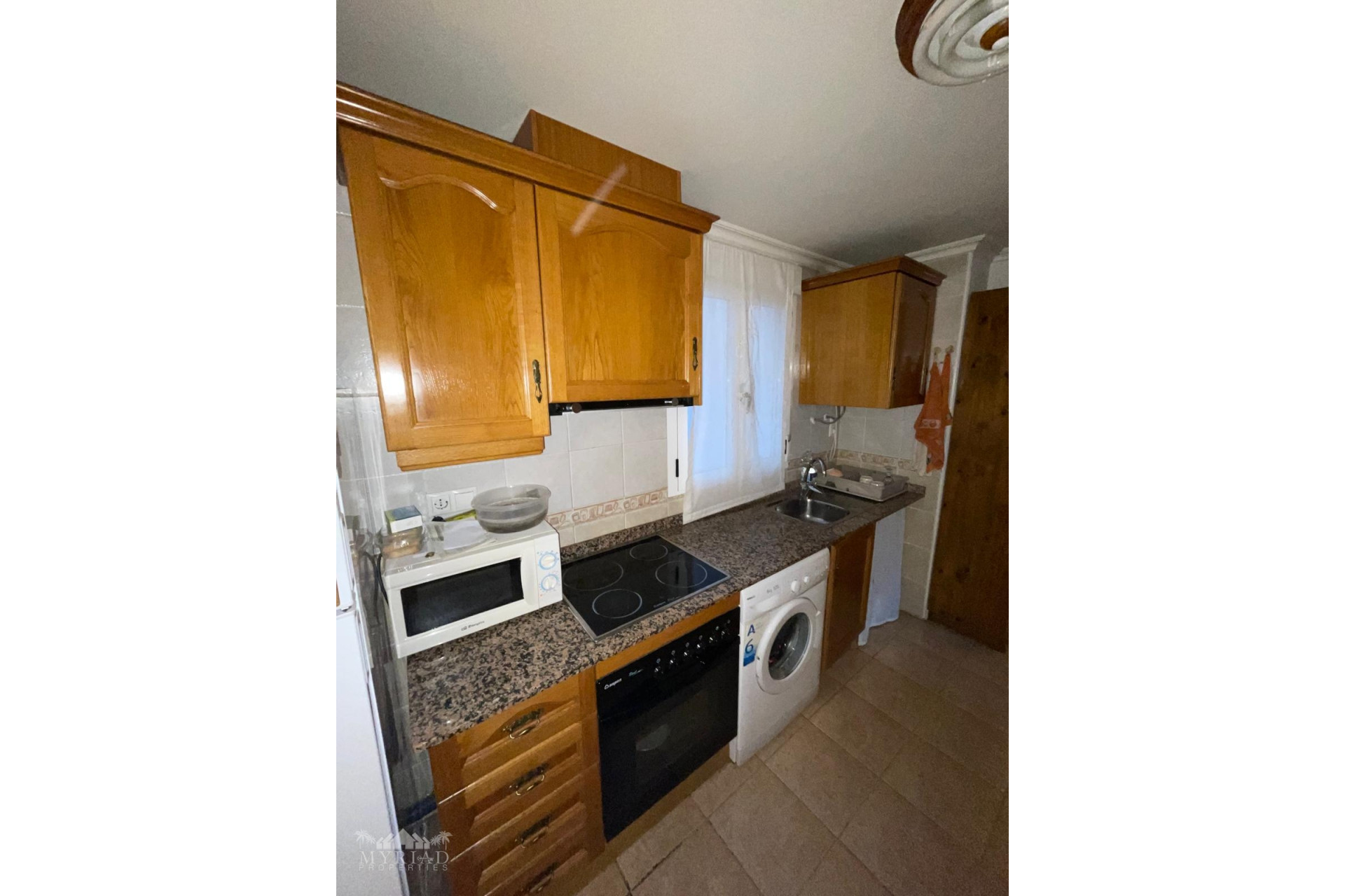 Revente - Appartement -
Pinoso - Pinoso Alicante