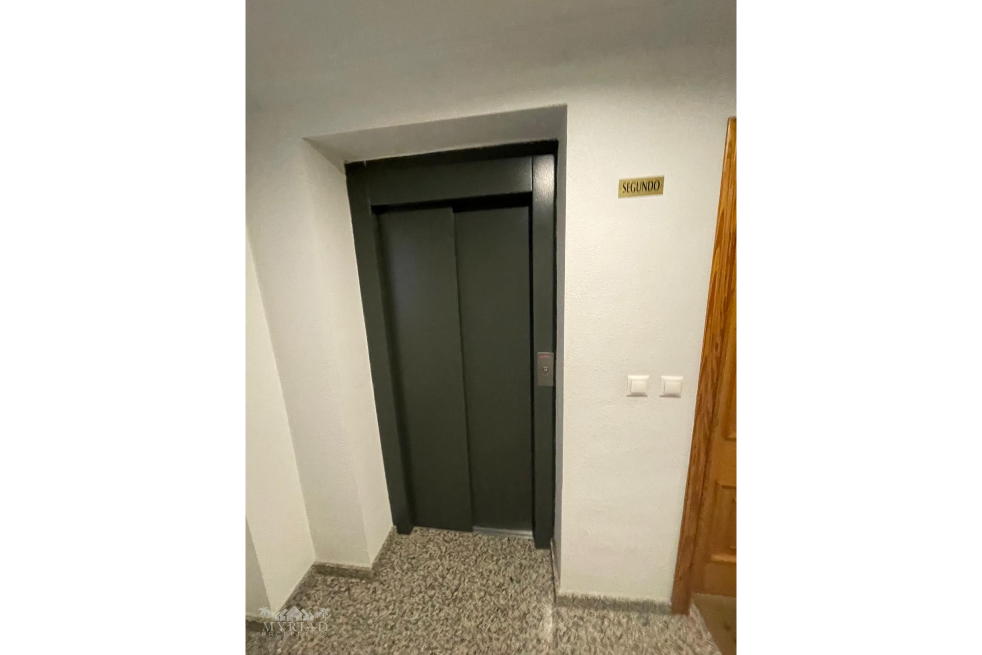 Revente - Appartement -
Pinoso - Pinoso Alicante