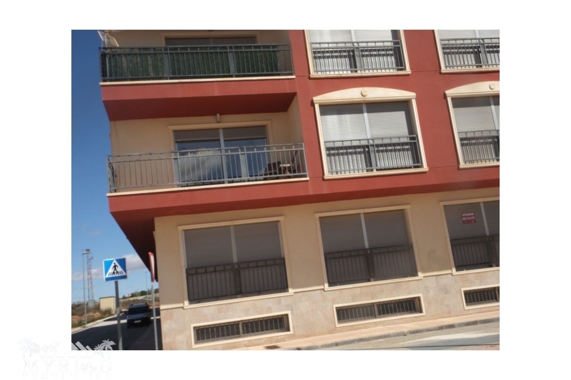 Revente - Appartement -
Pinoso - Pinoso Alicante