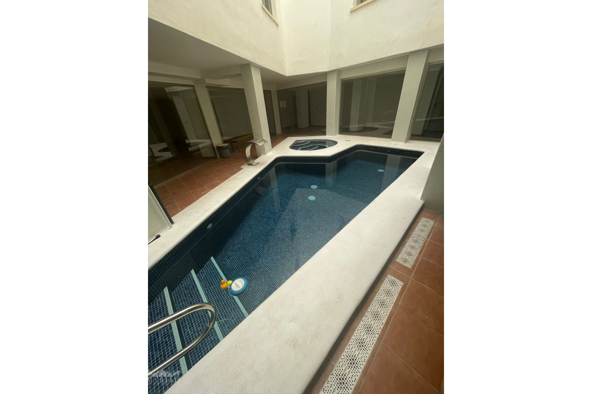 Revente - Appartement -
Pinoso - Pinoso Alicante