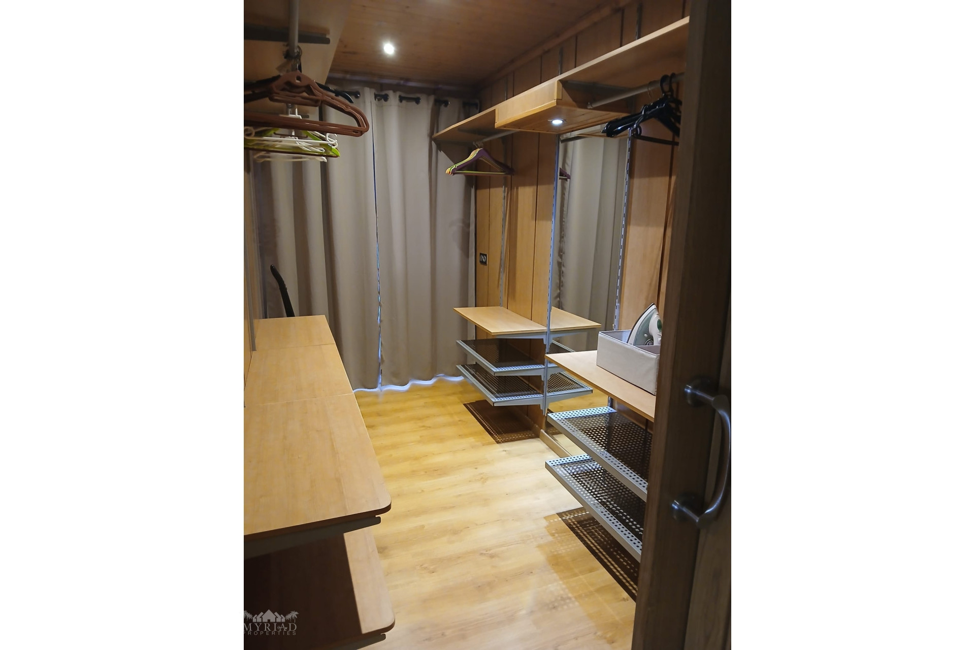 Revente - Appartement -
Pinoso - Pinoso Alicante