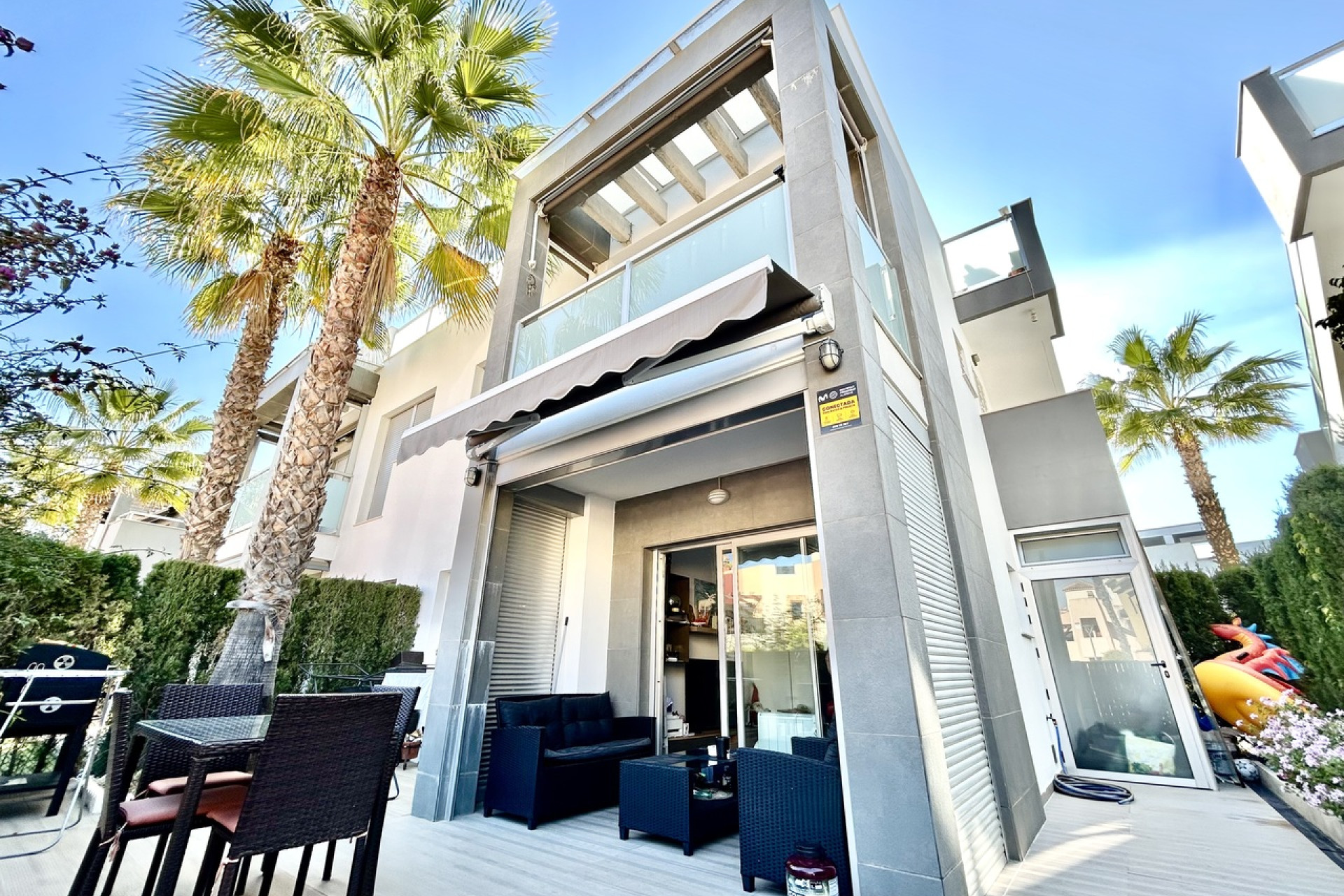 Revente - Appartement -
Punta Prima