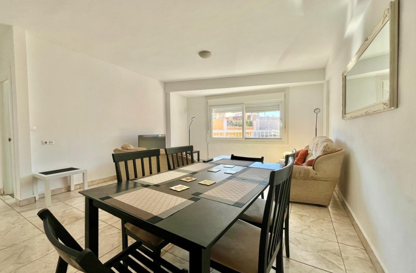 Revente - Appartement -
Rojales