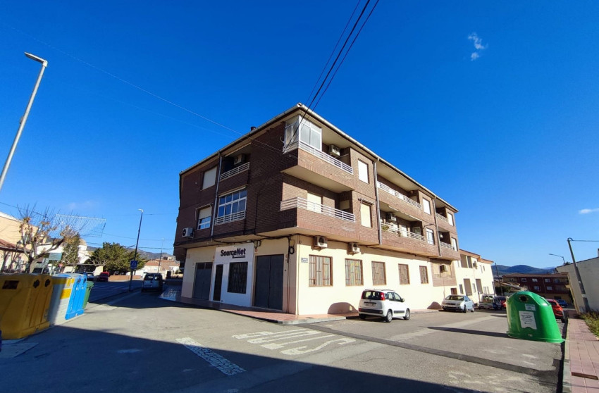 Revente - Appartement -
Salinas