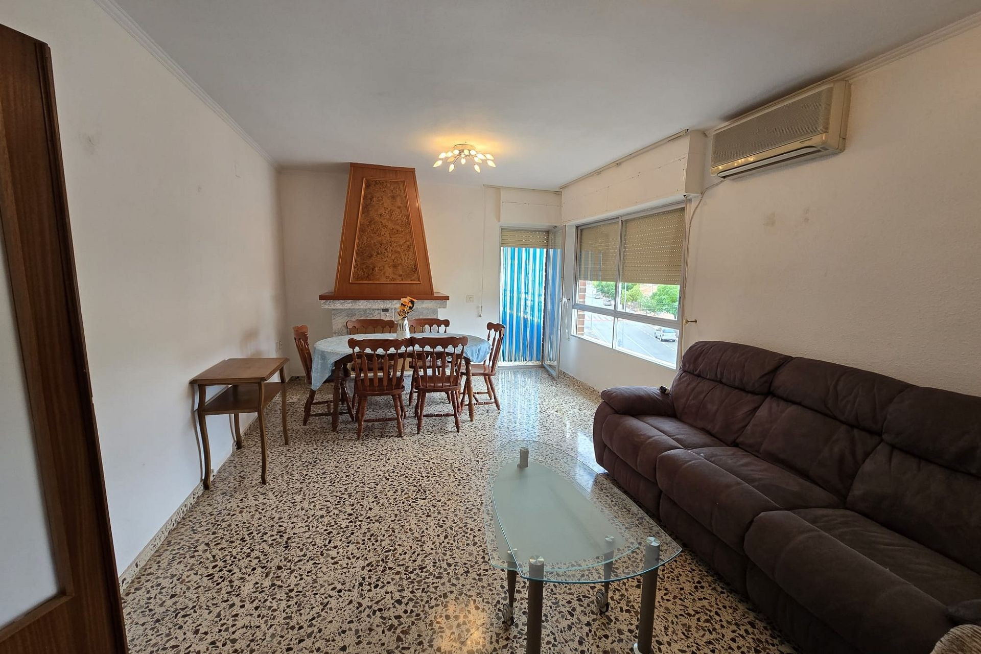 Revente - Appartement -
Salinas