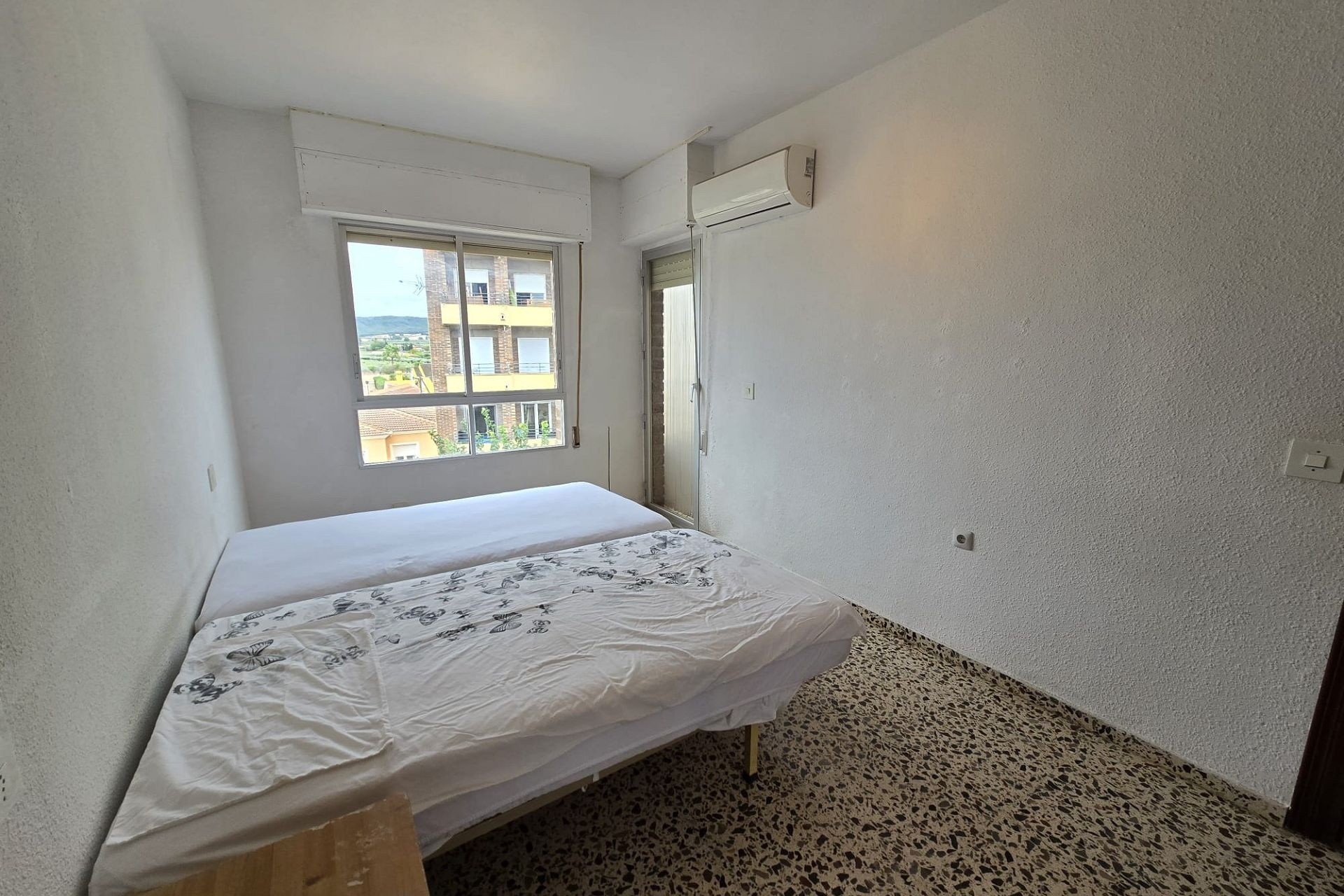 Revente - Appartement -
Salinas