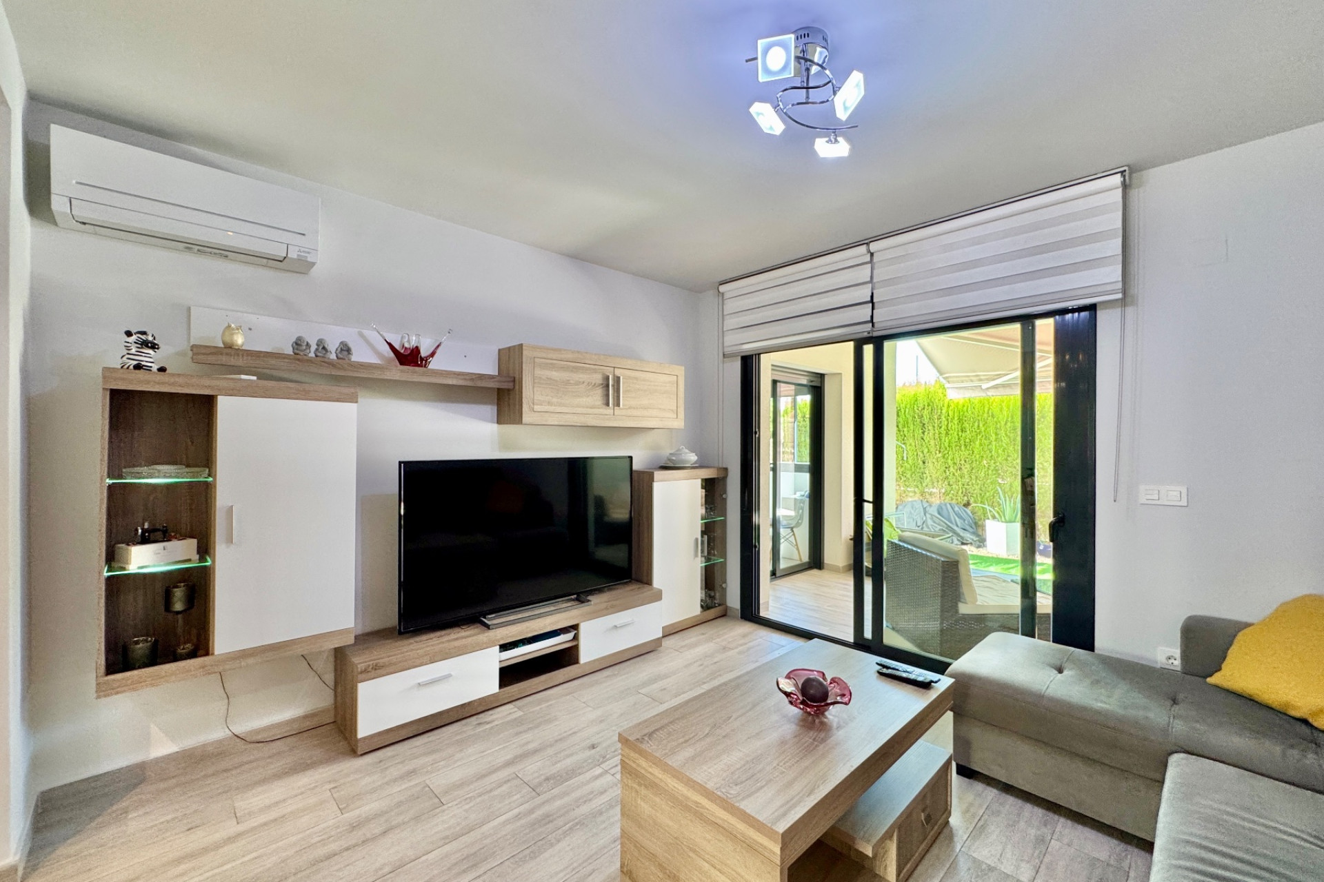 Revente - Appartement -
San Miguel de Salinas - Inland
