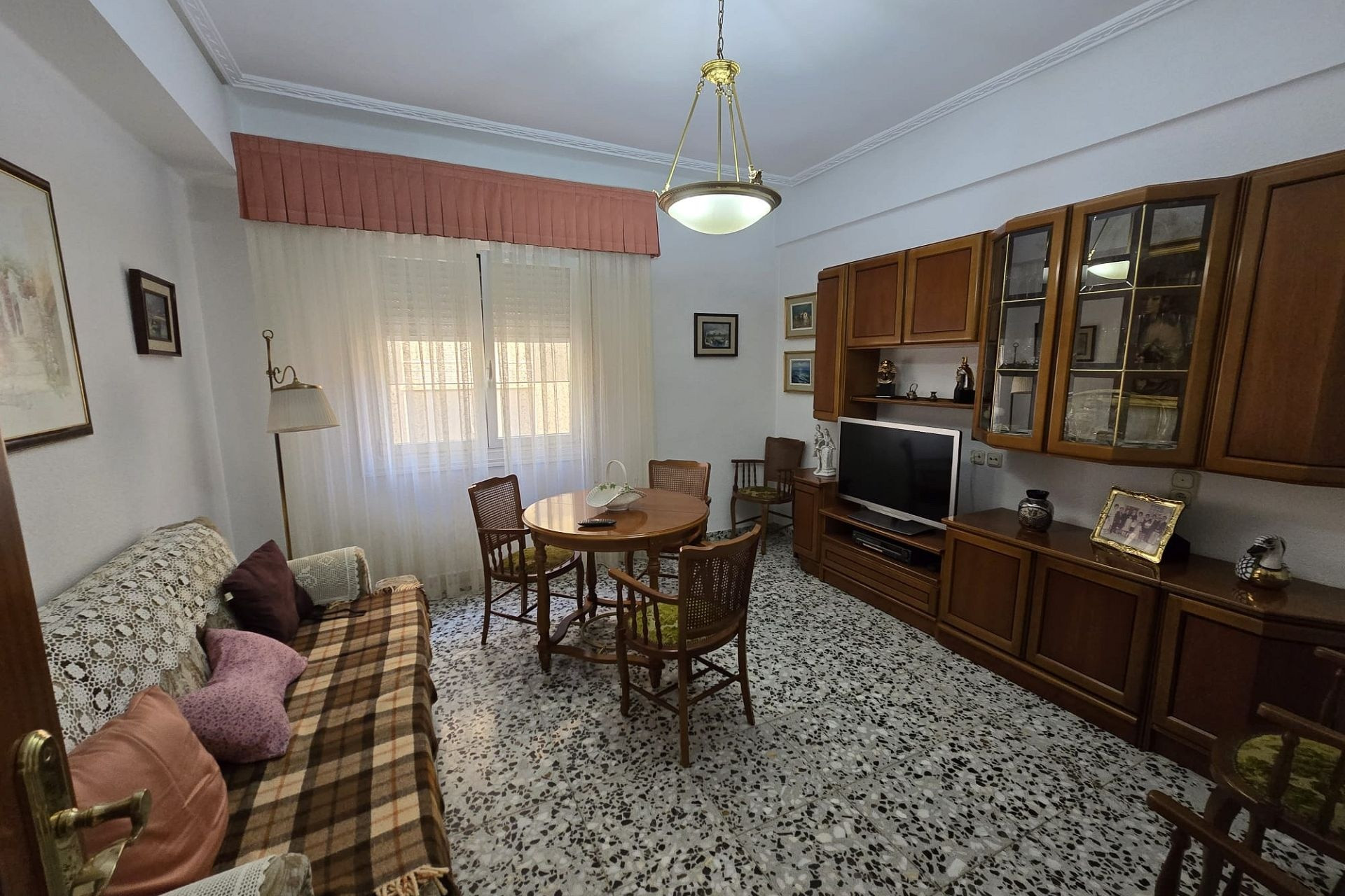 Revente - Appartement -
Sax