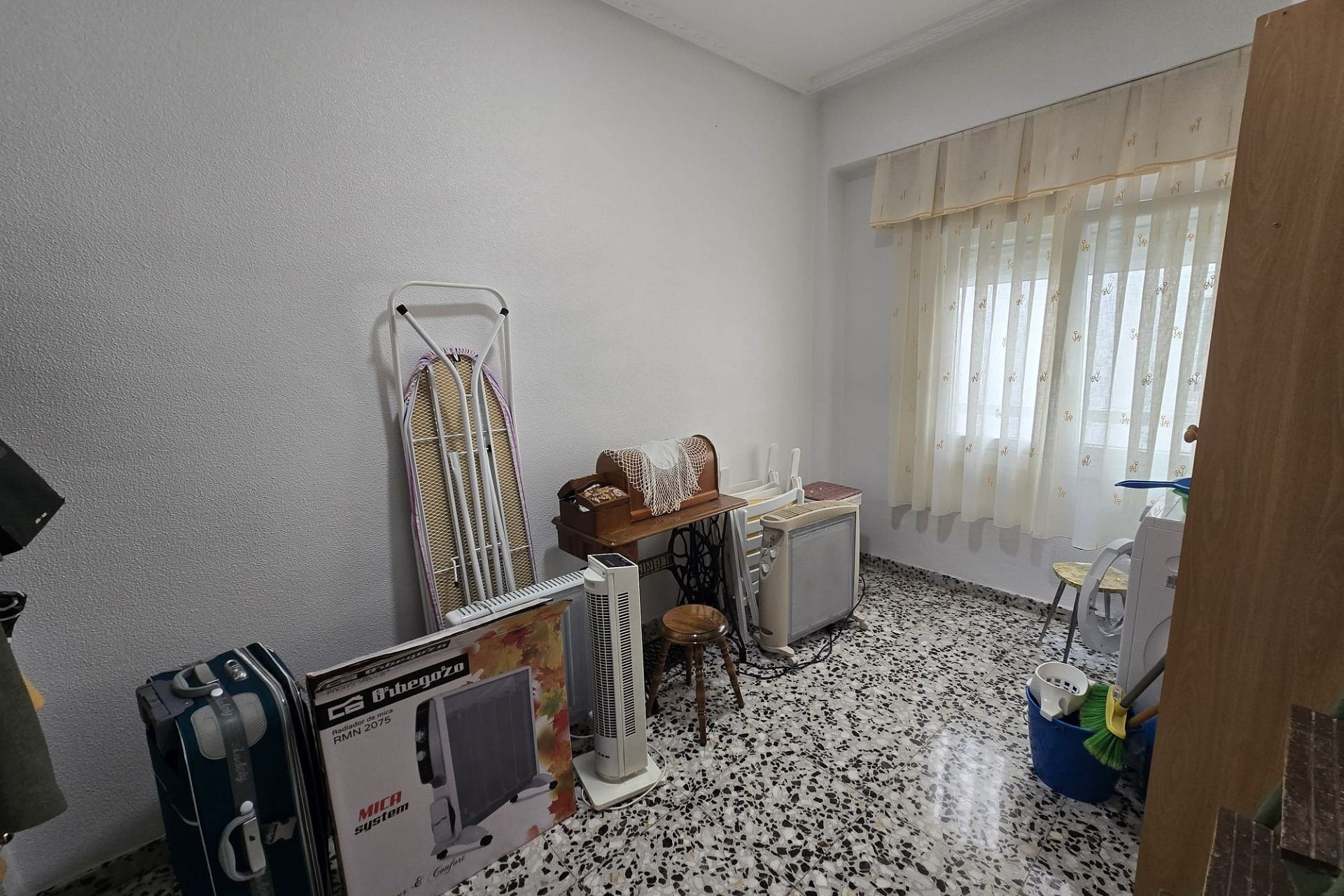 Revente - Appartement -
Sax