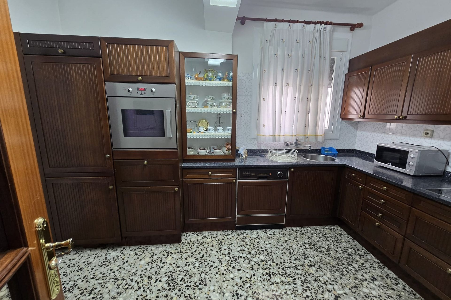 Revente - Appartement -
Sax