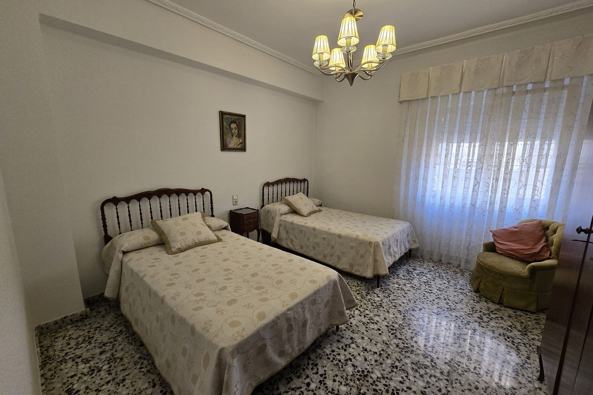 Revente - Appartement -
Sax