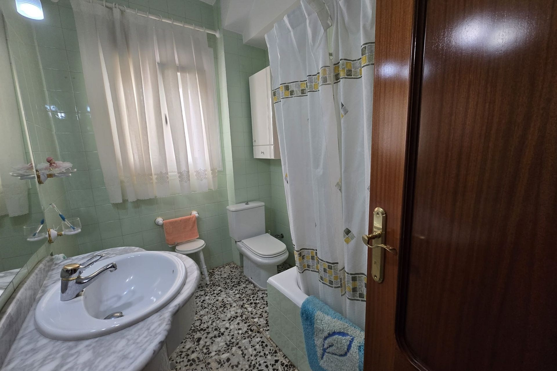 Revente - Appartement -
Sax