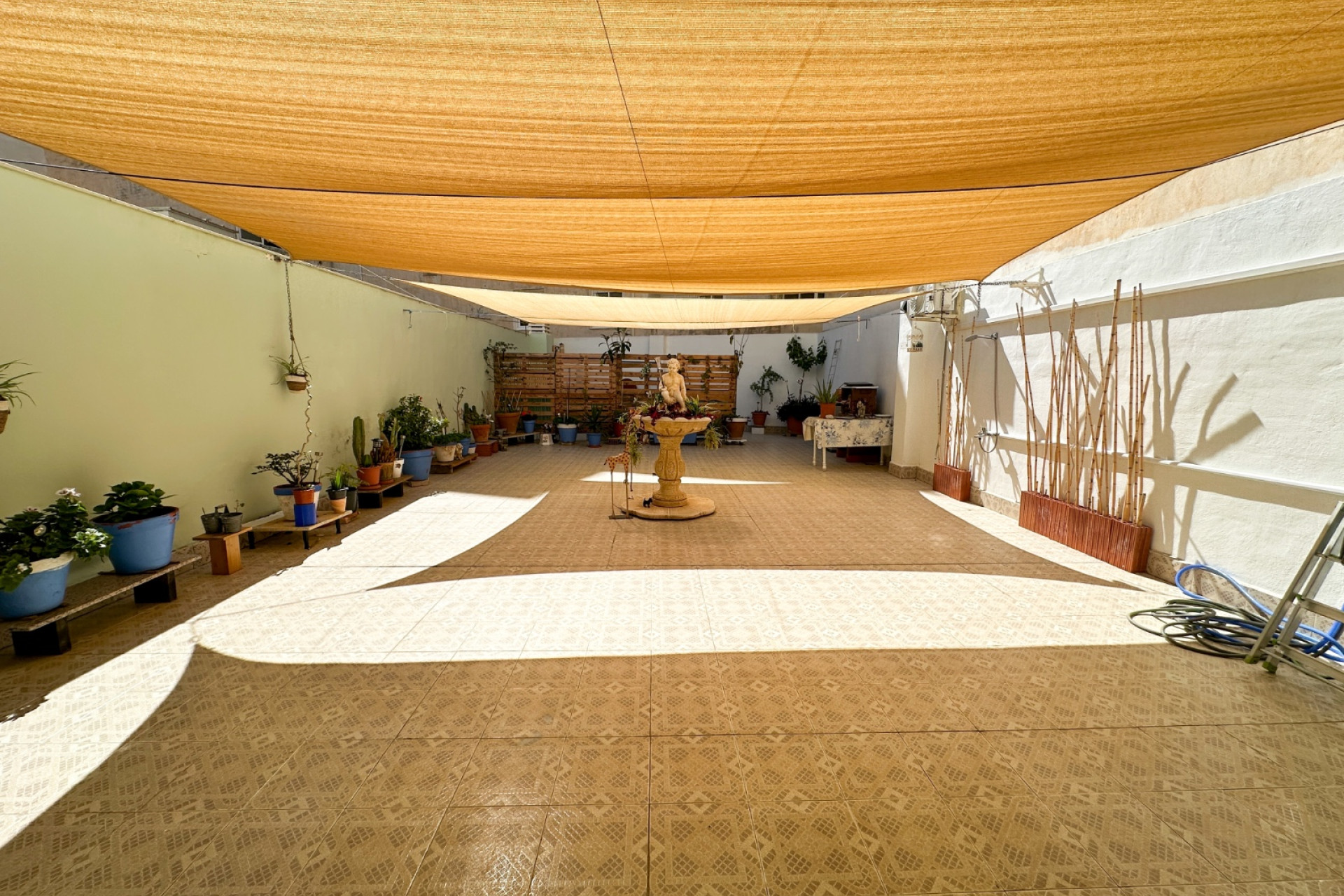 Revente - Appartement -
Torrevieja - Center