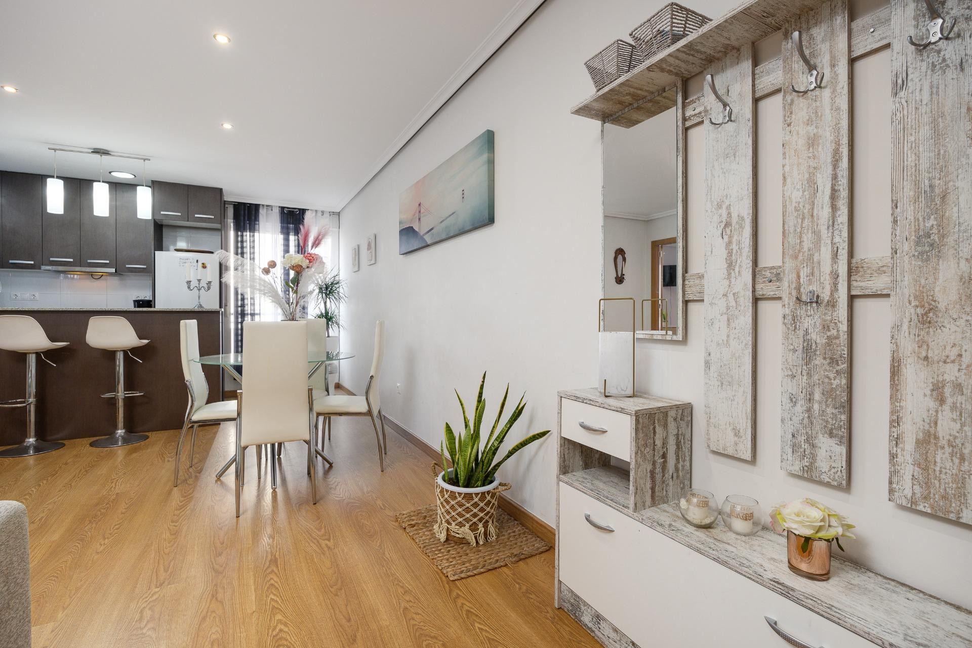 Revente - Appartement -
Torrevieja - Centro