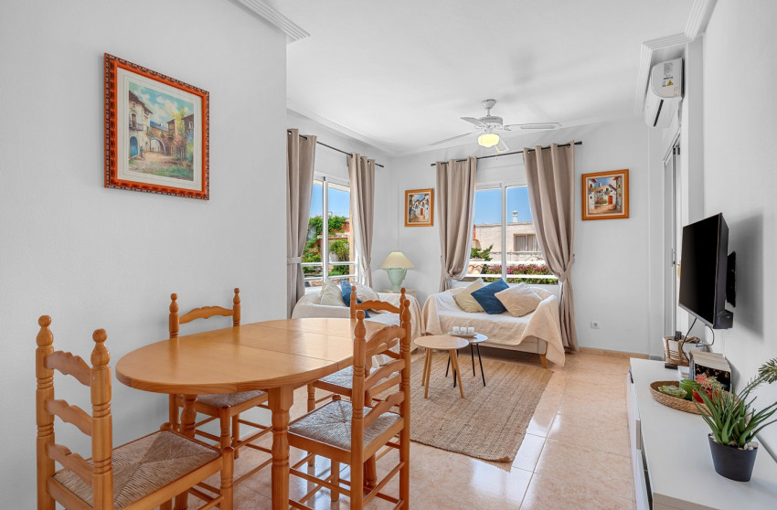 Revente - Appartement -
Torrevieja - La Mata