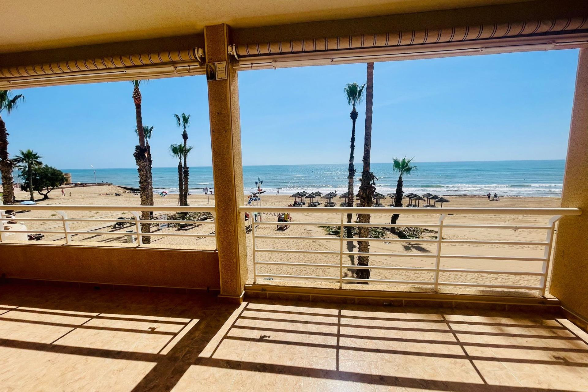 Revente - Appartement -
Torrevieja - La Mata