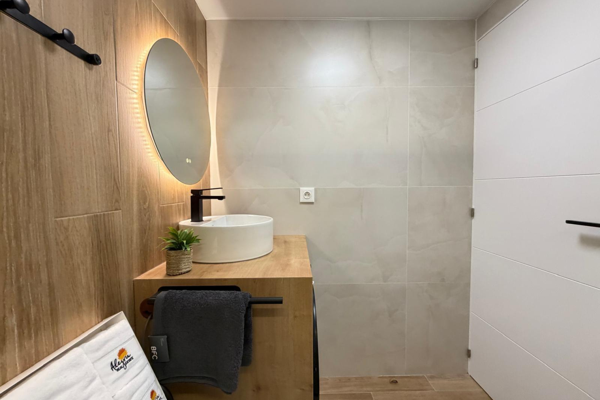 Revente - Appartement -
Torrevieja - Nueva Torrevieja
