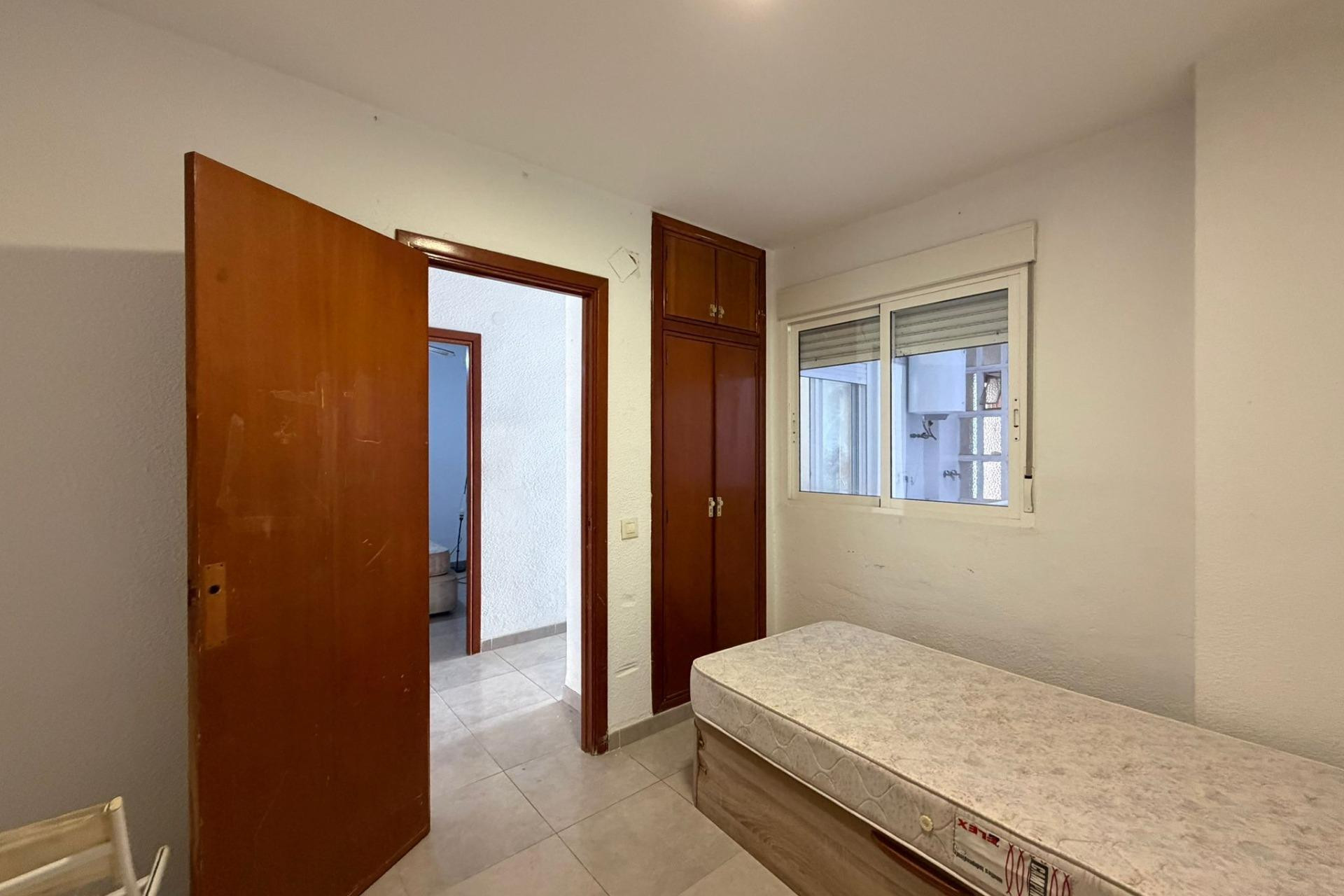 Revente - Appartement -
Torrevieja - Playa de los Locos