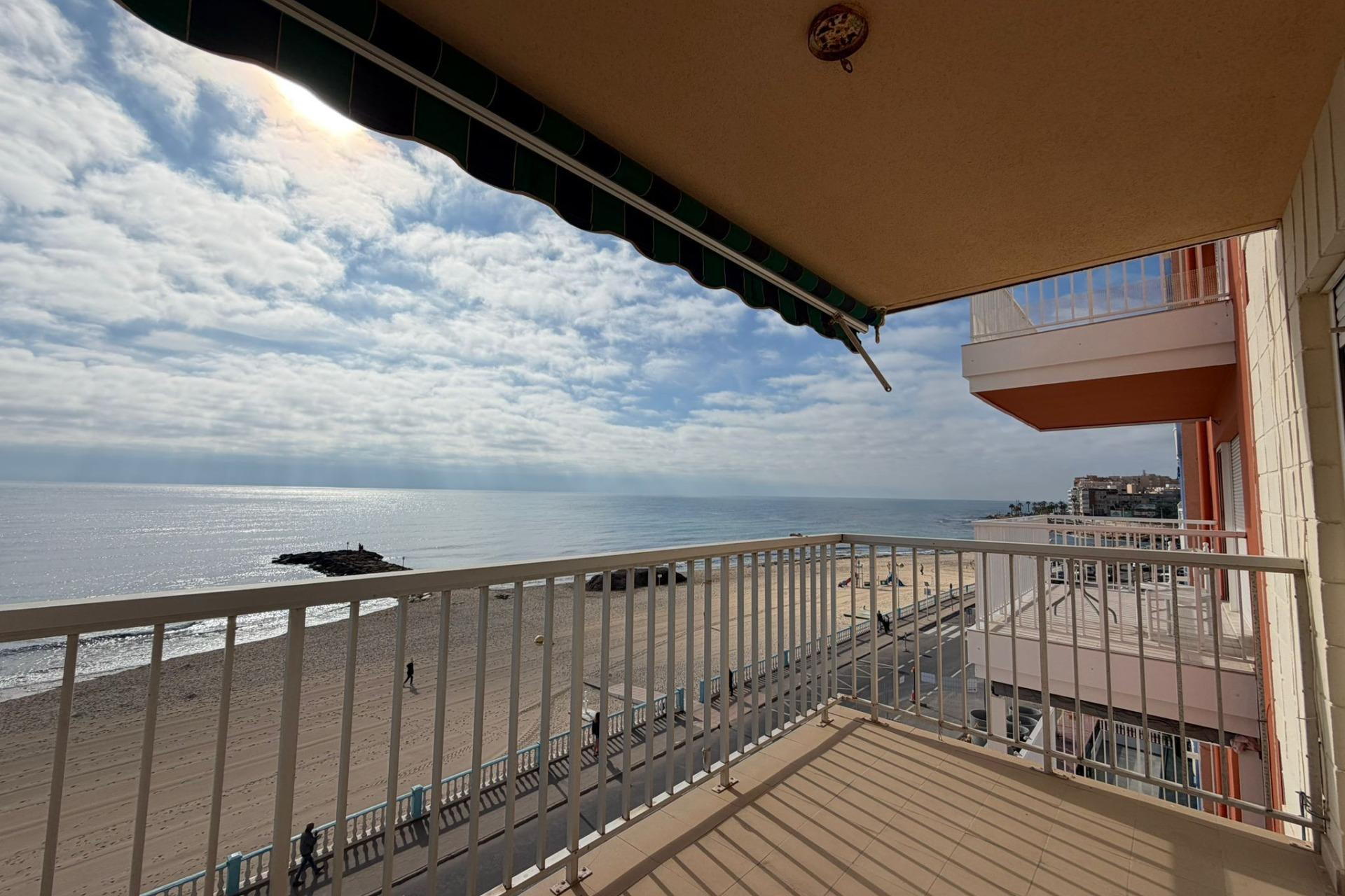 Revente - Appartement -
Torrevieja - Playa de los Locos