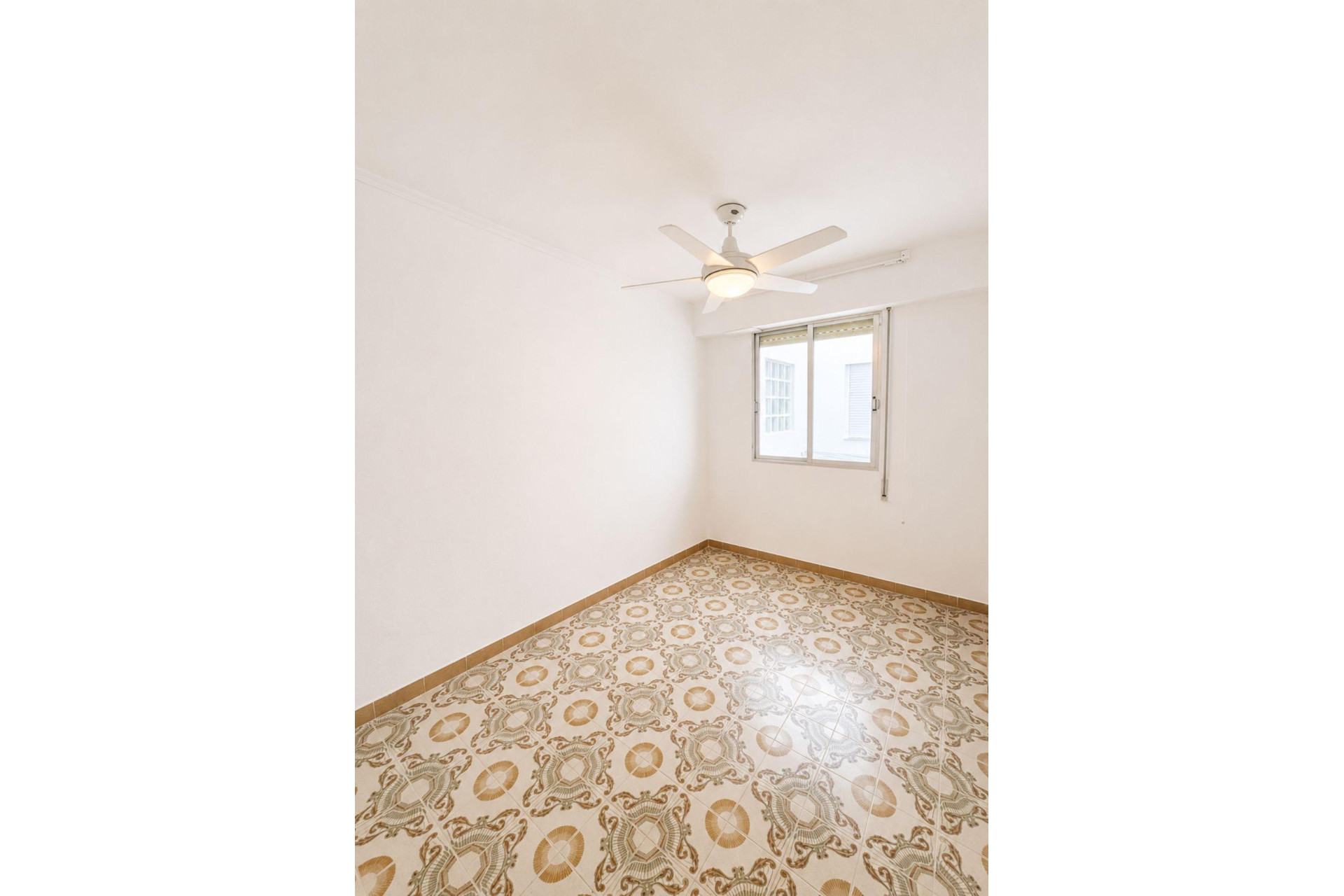 Revente - Appartement -
Torrevieja - Playa del Cura