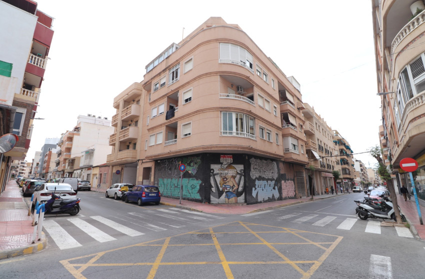 Revente - Appartement -
Torrevieja - Torrevieja - Centre
