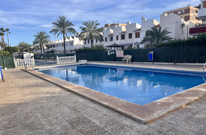 Revente - Appartement -
Torrevieja