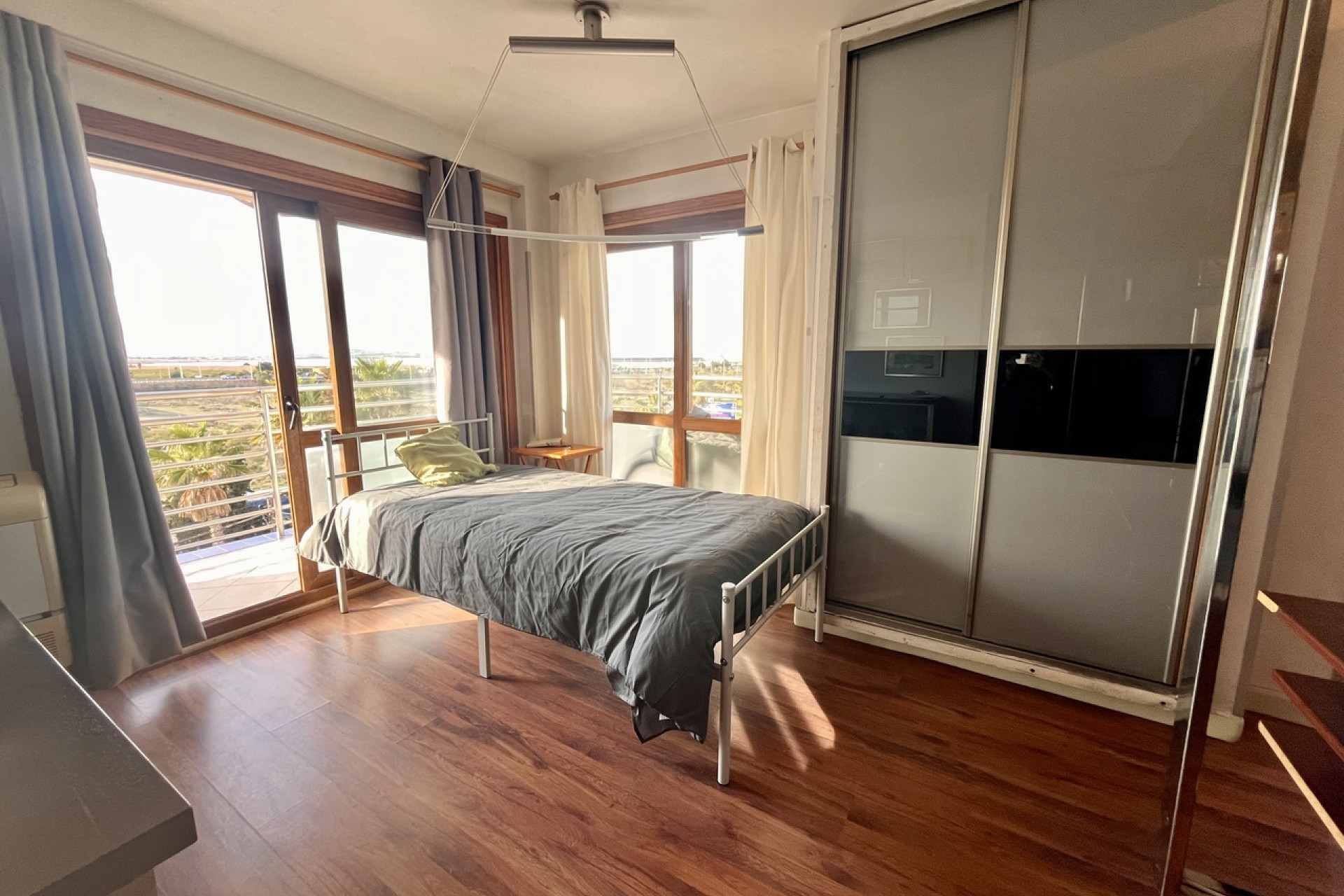 Revente - Appartement -
Torrevieja