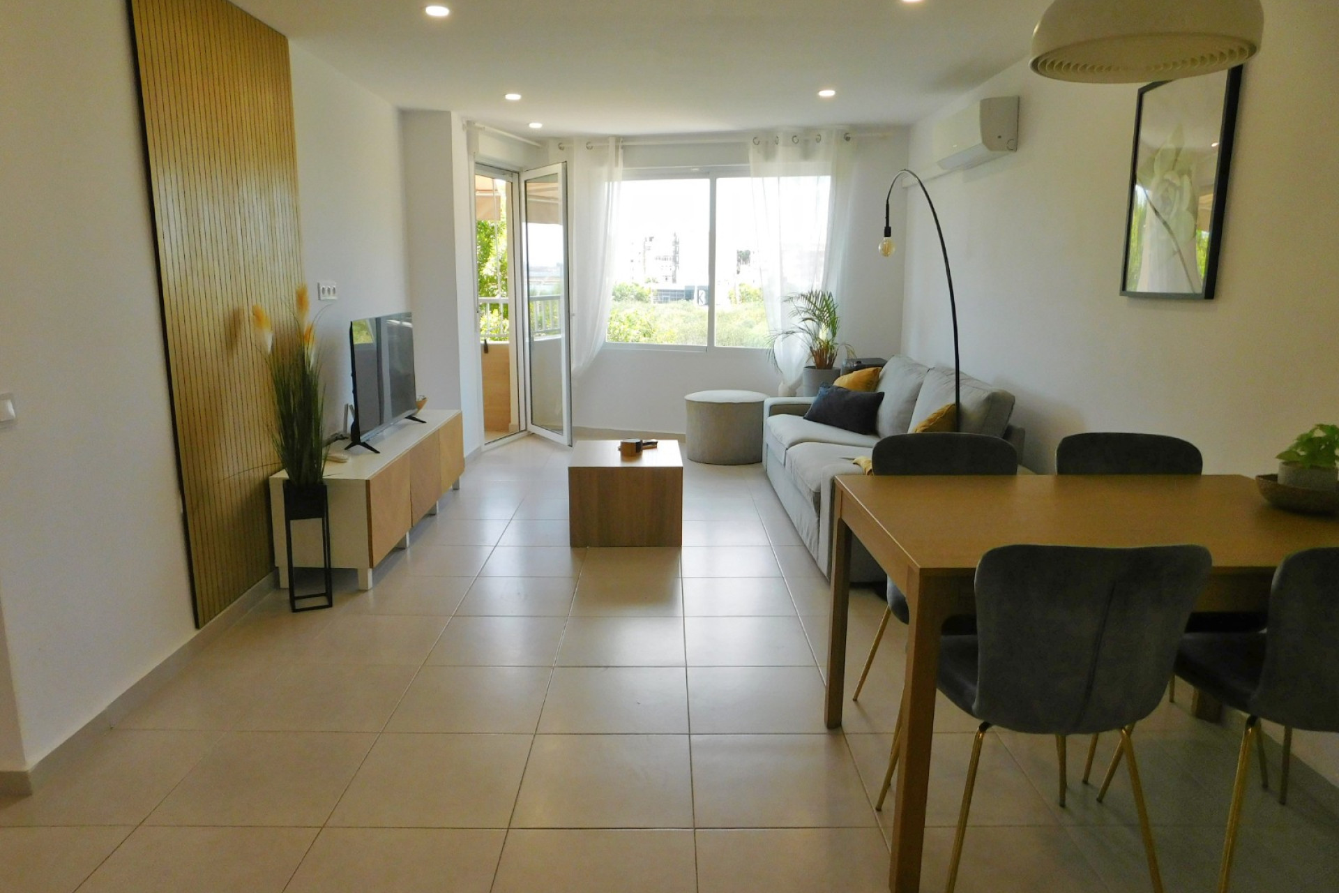 Revente - Appartement -
Torrevieja