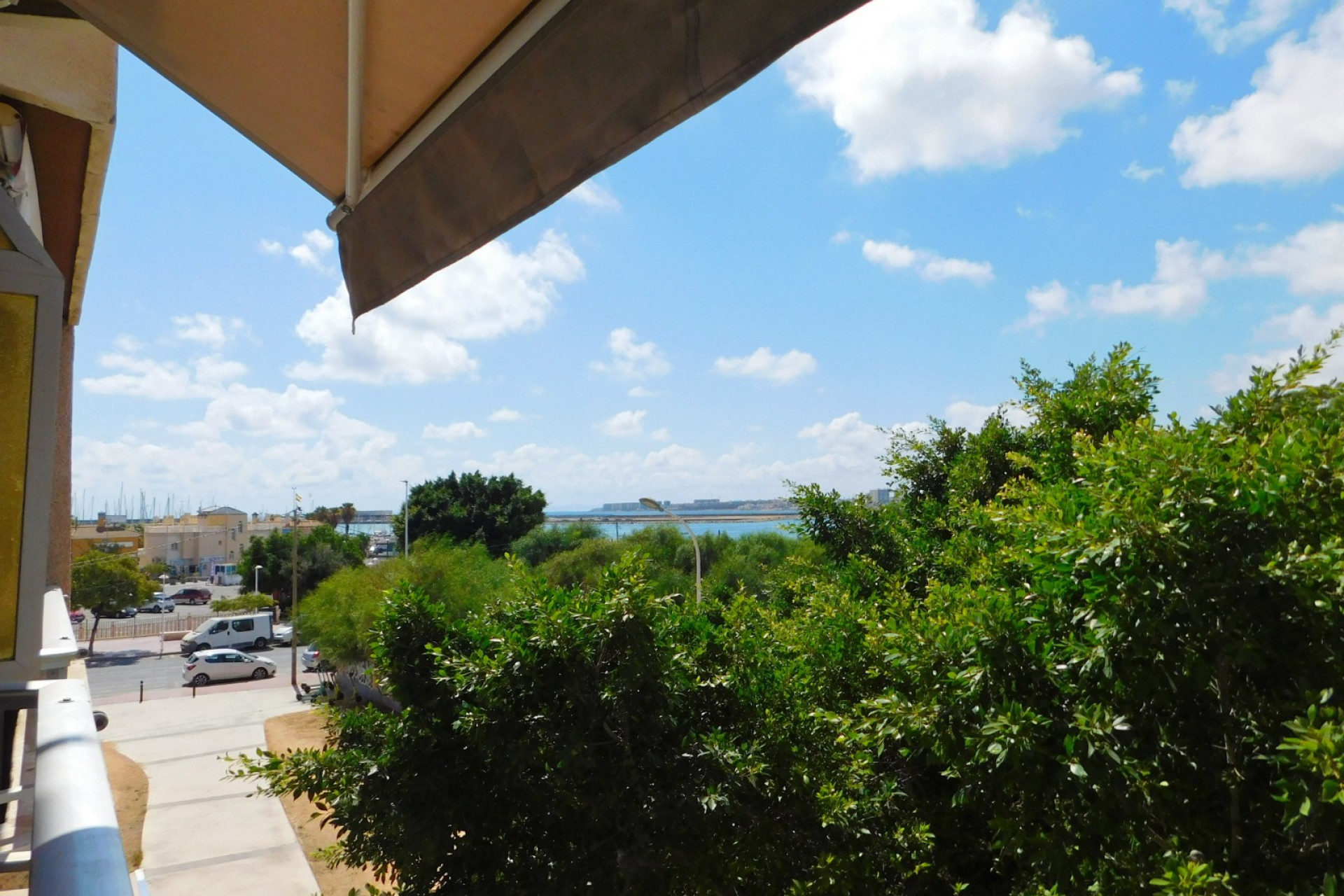 Revente - Appartement -
Torrevieja