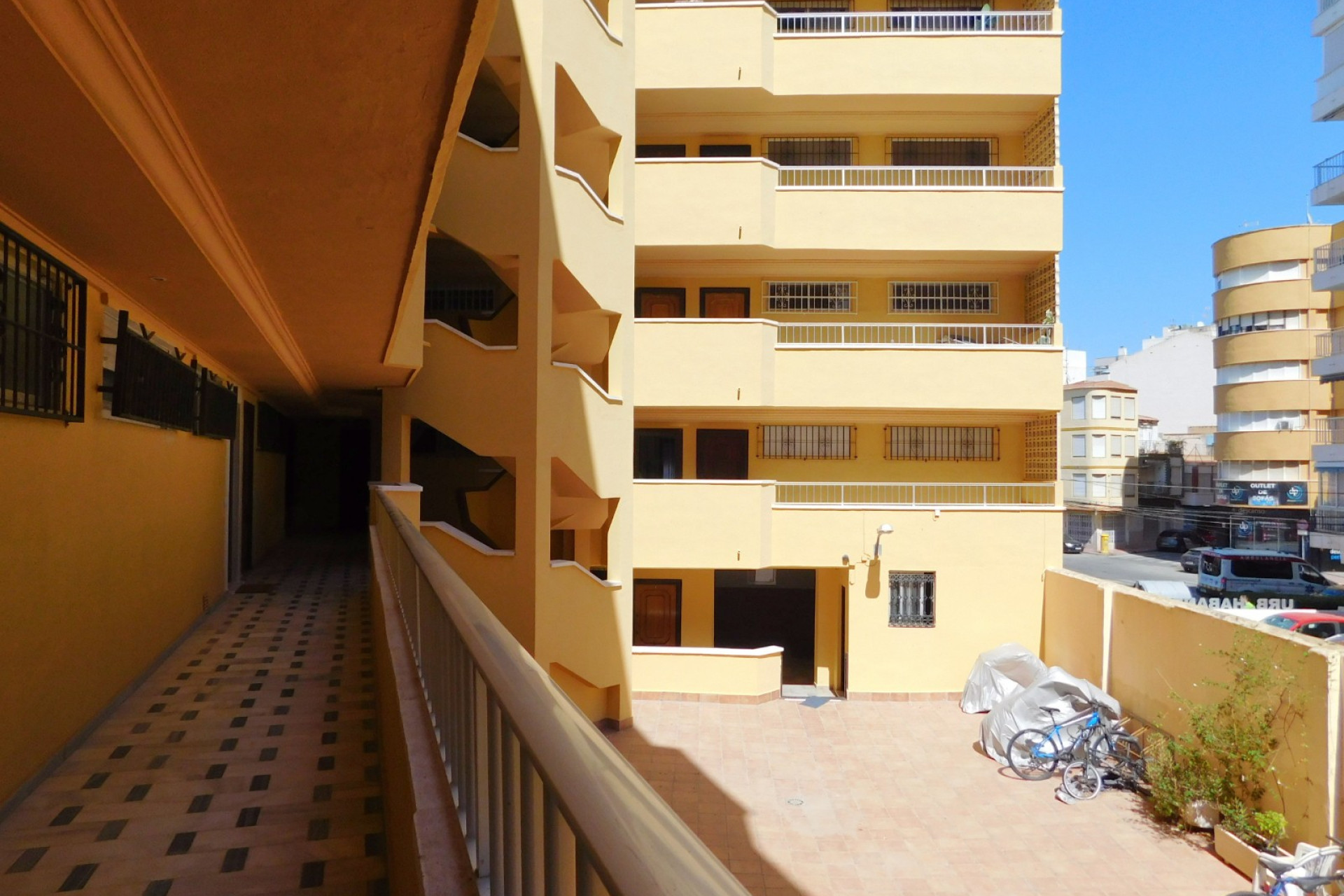 Revente - Appartement -
Torrevieja