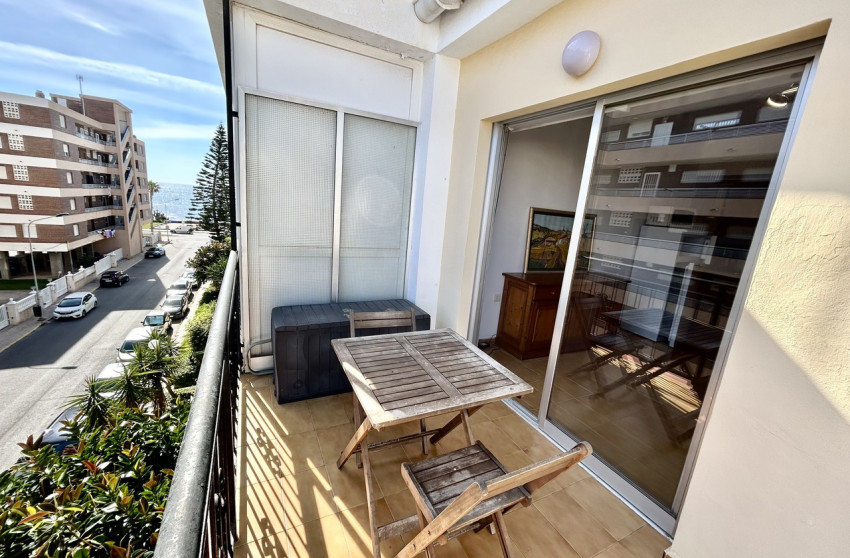 Revente - Appartement -
Torrevieja