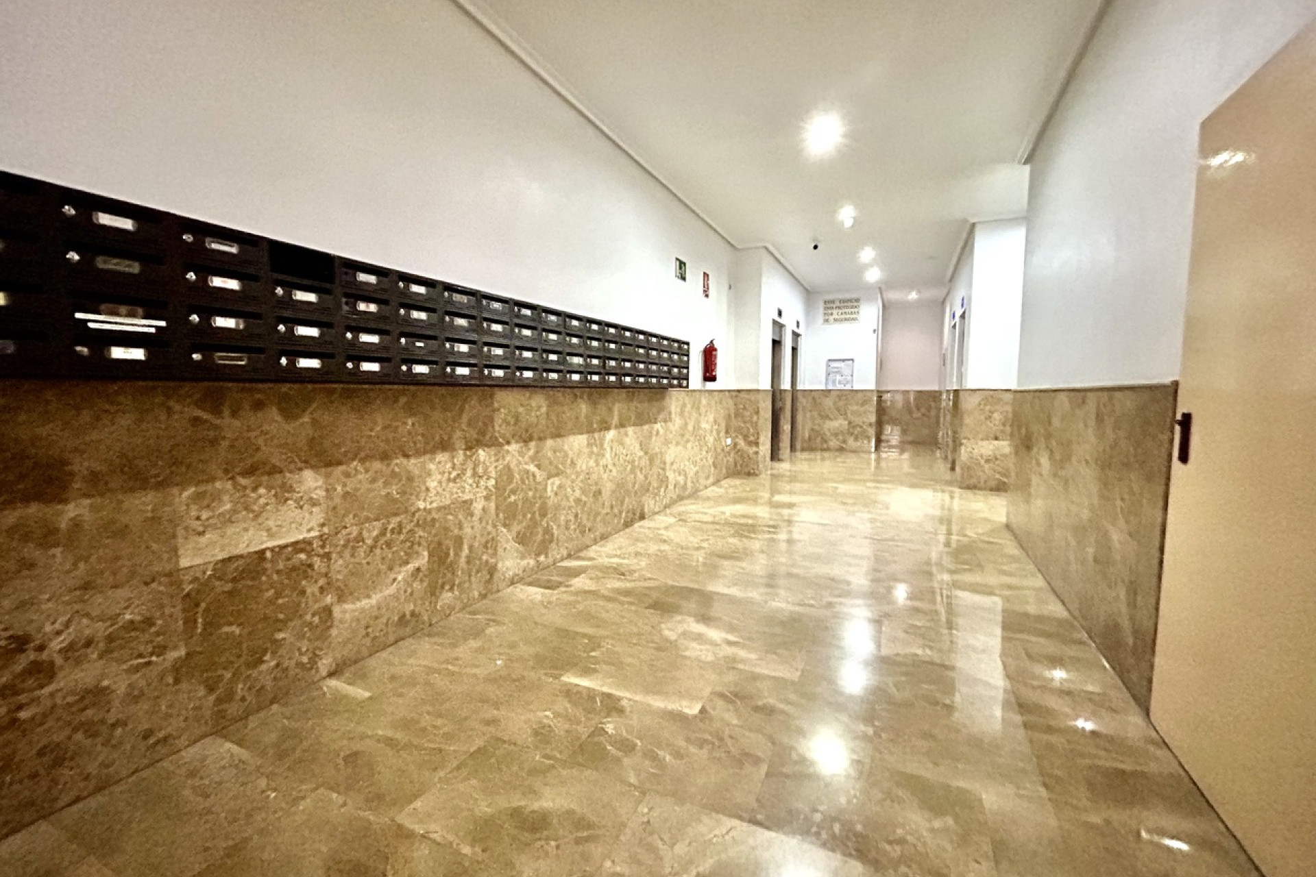 Revente - Appartement -
Torrevieja