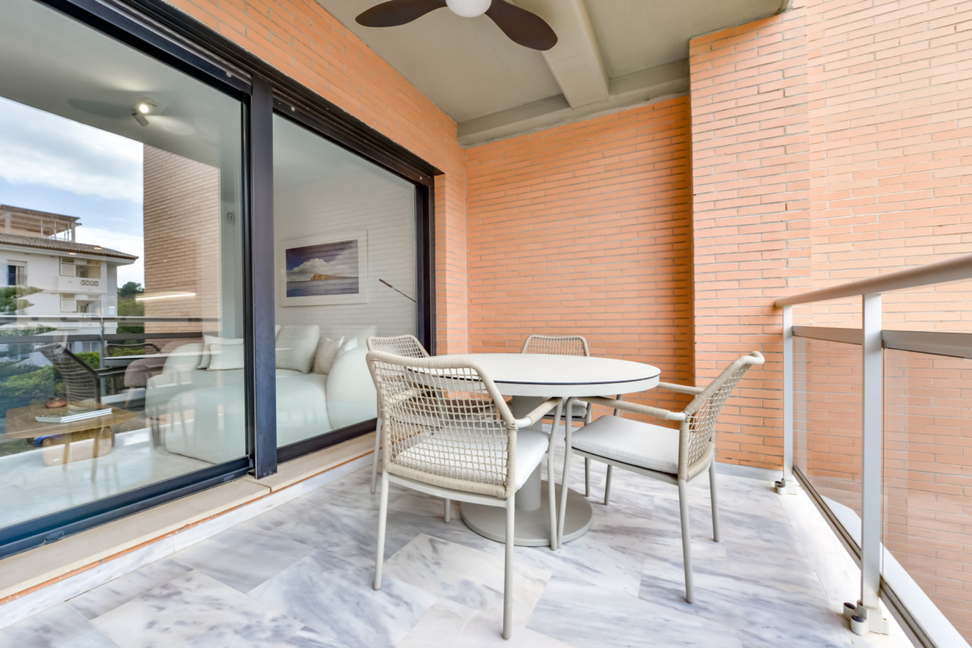 Revente - Appartement -
Villajoyosa - La Cala