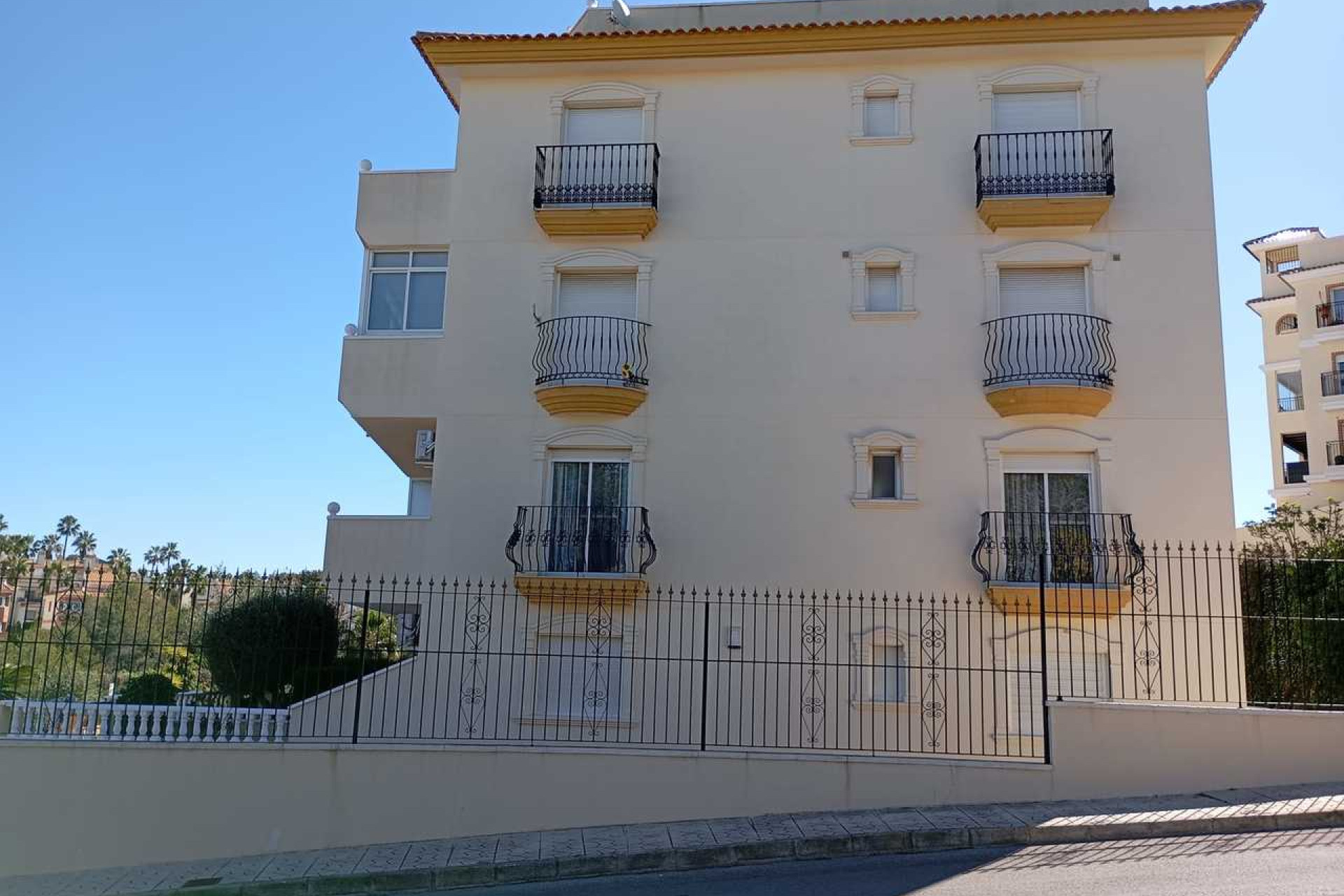 Revente - Appartement -
Villamartín - Costa Blanca