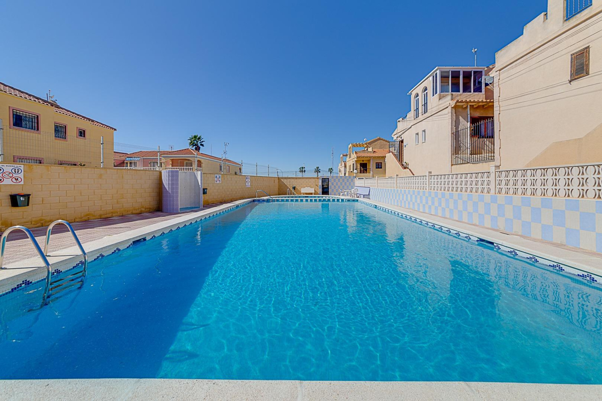 Revente - Bungalow -
Torrevieja - La Siesta - El Salado - Torreta