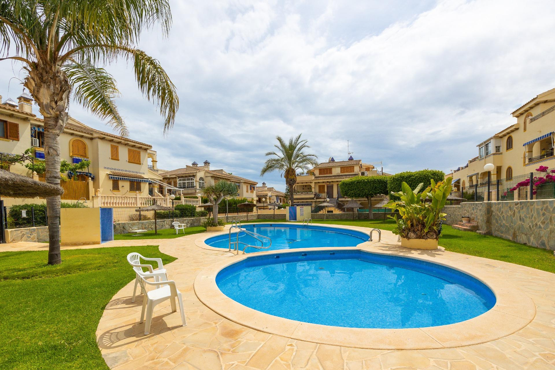 Revente - Bungalow -
Torrevieja - Torre La Mata