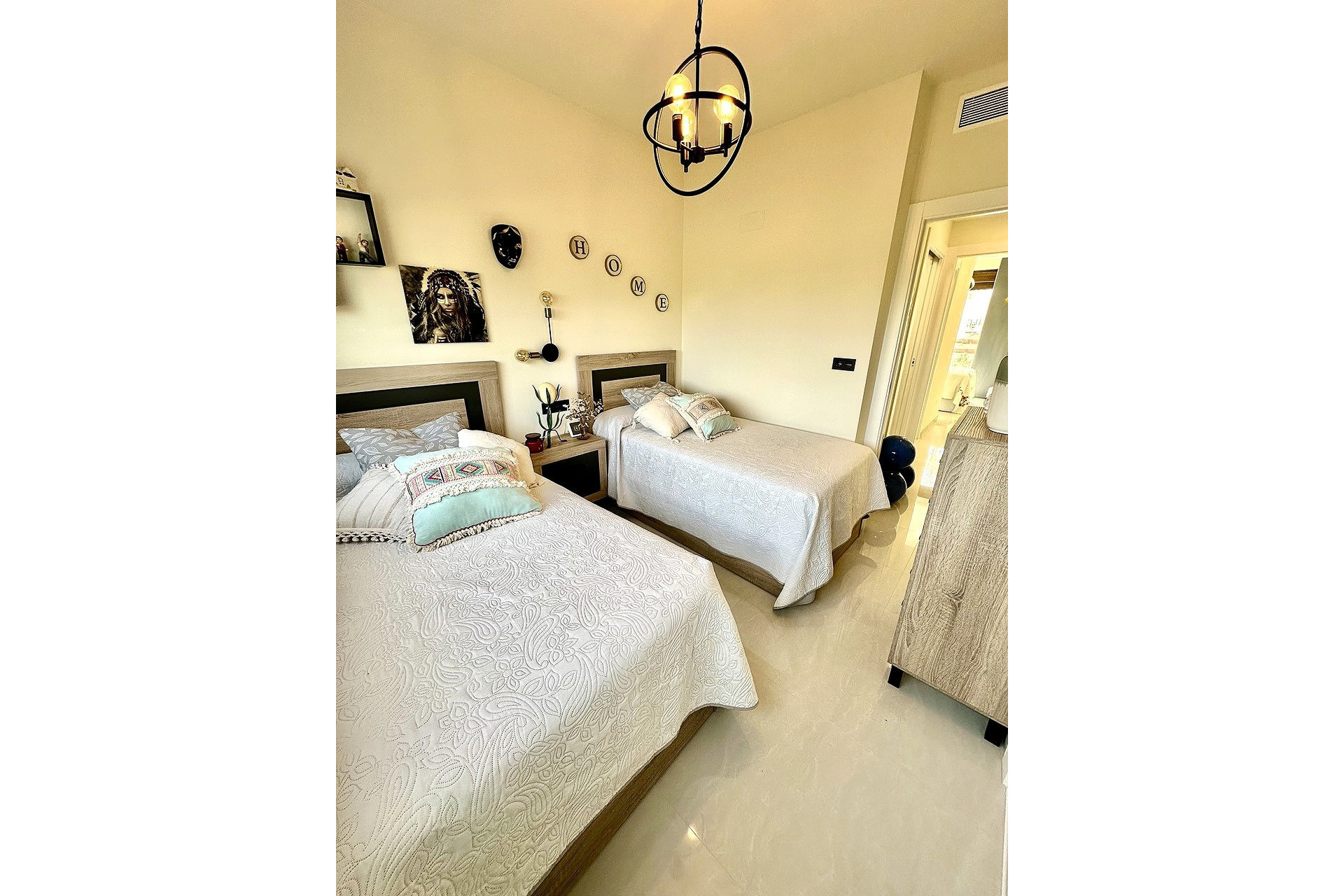 Revente - Bungalow -
Torrevieja