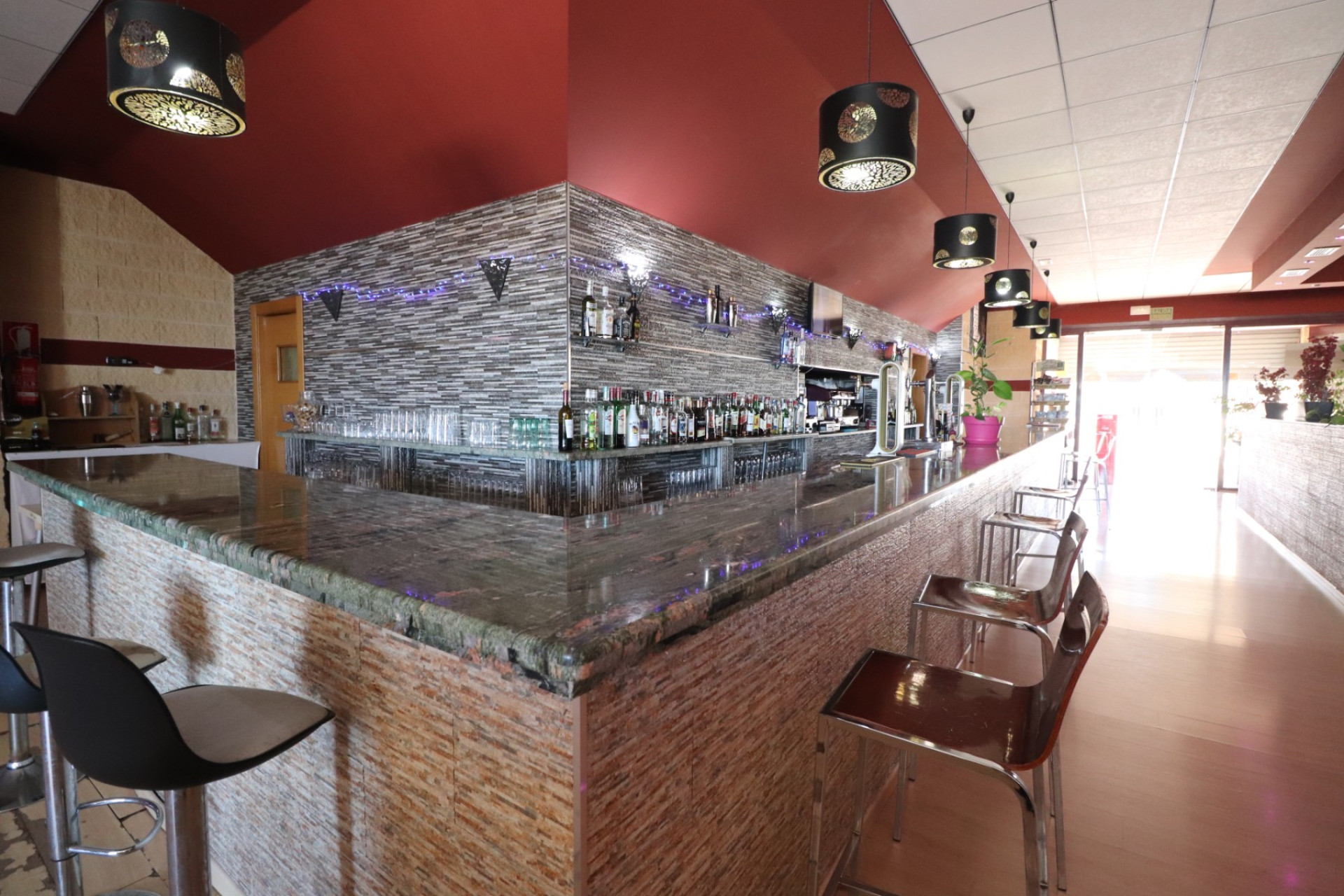 Revente - Commercial (Freehold) -
Ciudad Quesada - Ciudad Quesada - Town