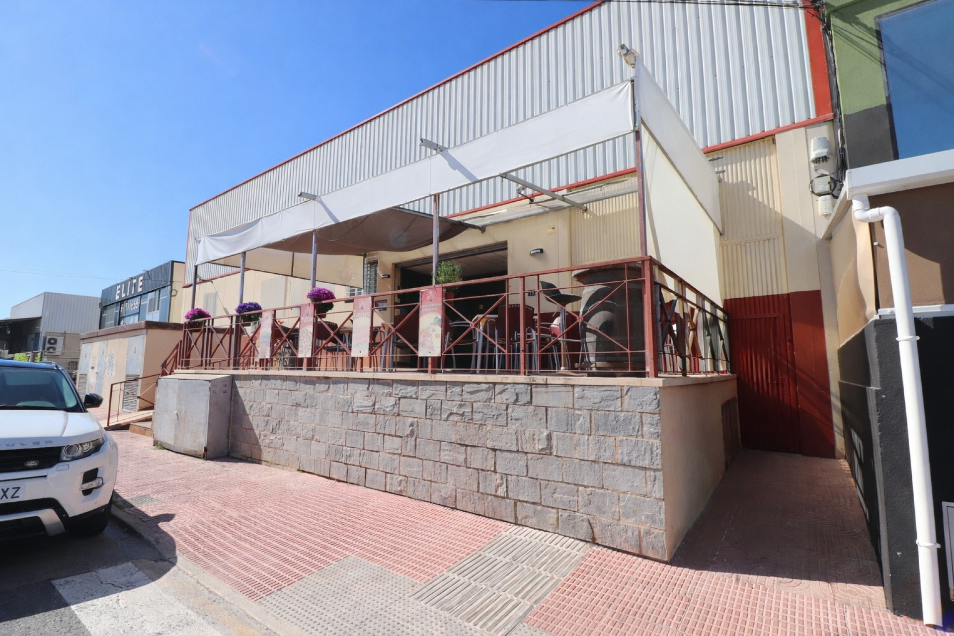 Revente - Commercial (Freehold) -
Ciudad Quesada - Ciudad Quesada - Town