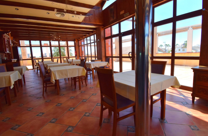 Revente - Commercial (Freehold) -
Orihuela Costa - Los Dolses