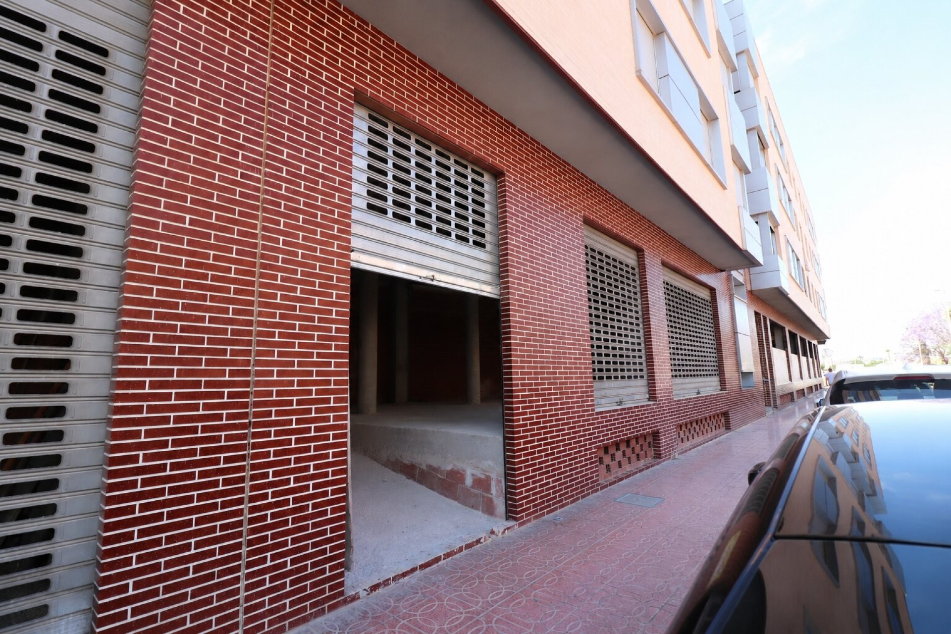 Revente - Commercial (Freehold) -
Rojales - Rojales - Village