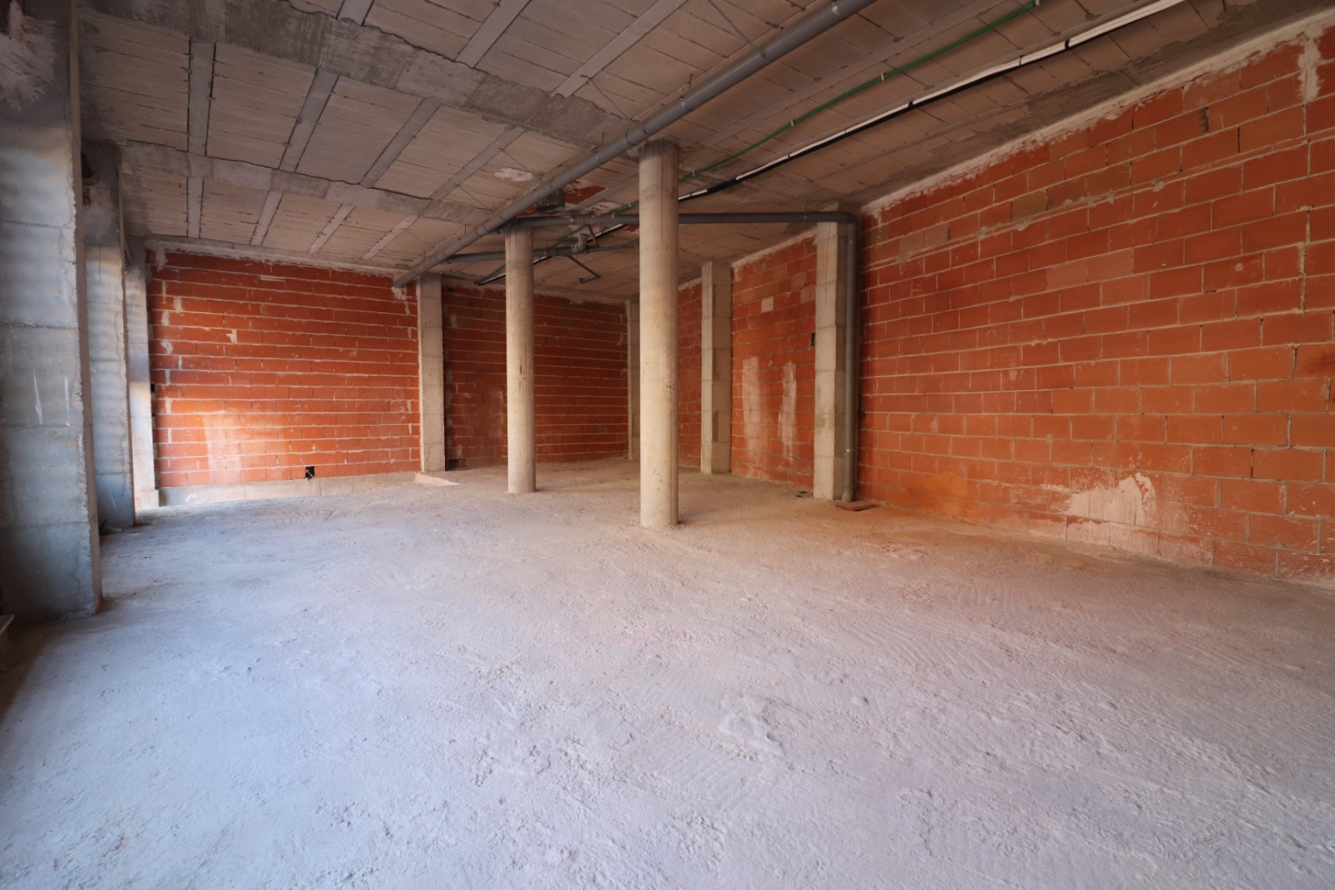 Revente - Commercial (Freehold) -
Rojales - Rojales - Village