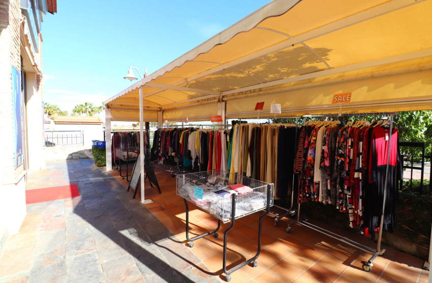 Revente - Commercial (Leasehold) -
Algorfa - La Finca Golf Resort