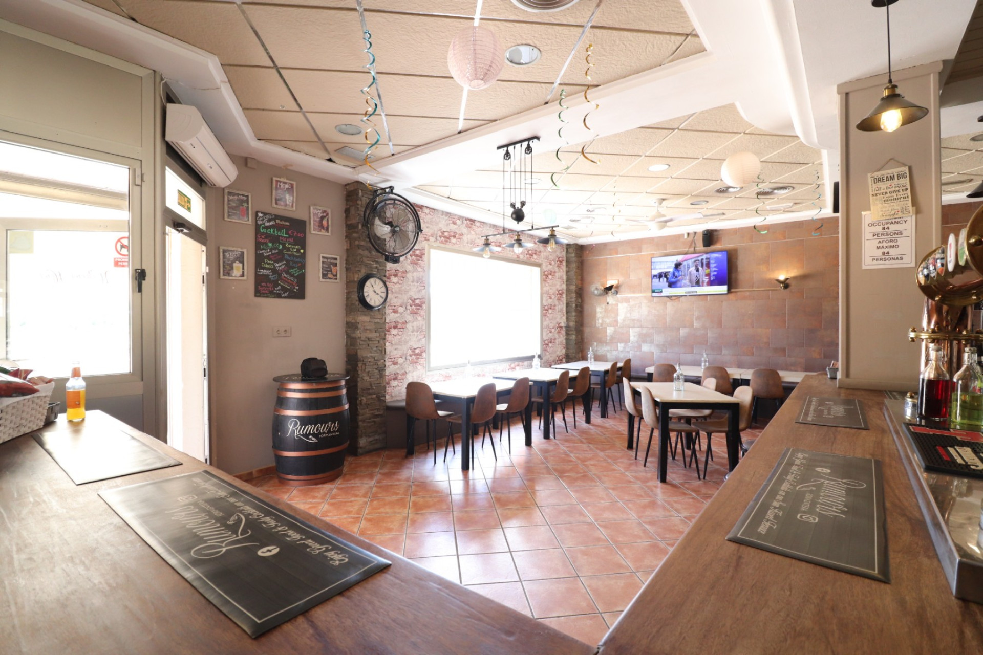 Revente - Commercial (Leasehold) -
Formentera del Segura - Formentera - Village