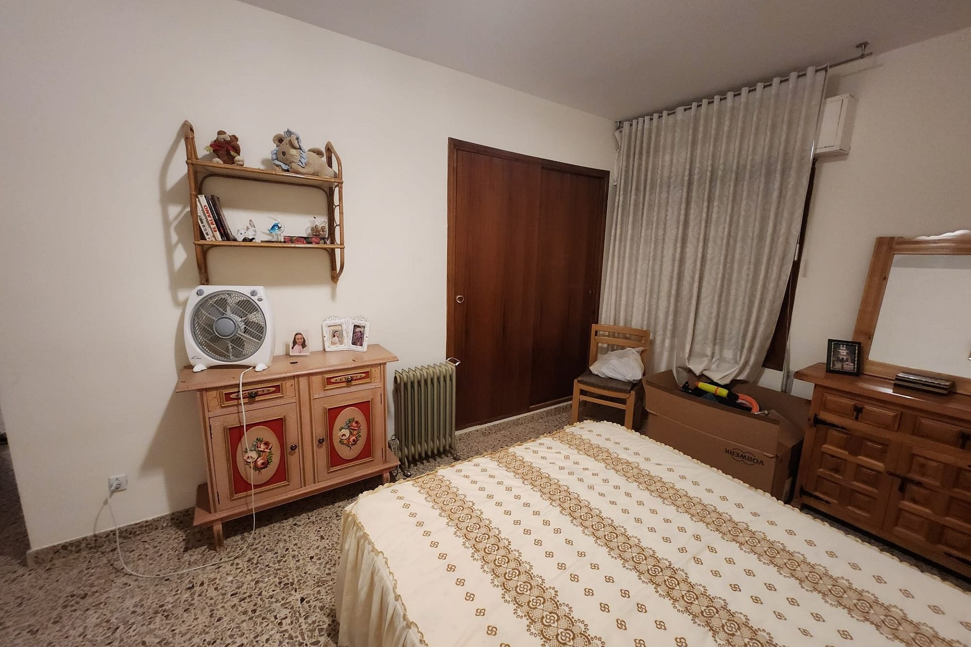 Revente - Country house -
Villena