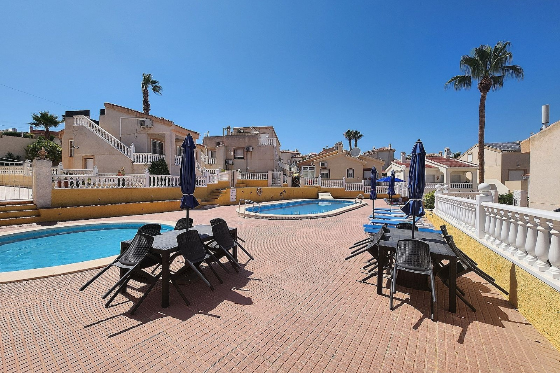 Revente - Detached Villa -
Rojales