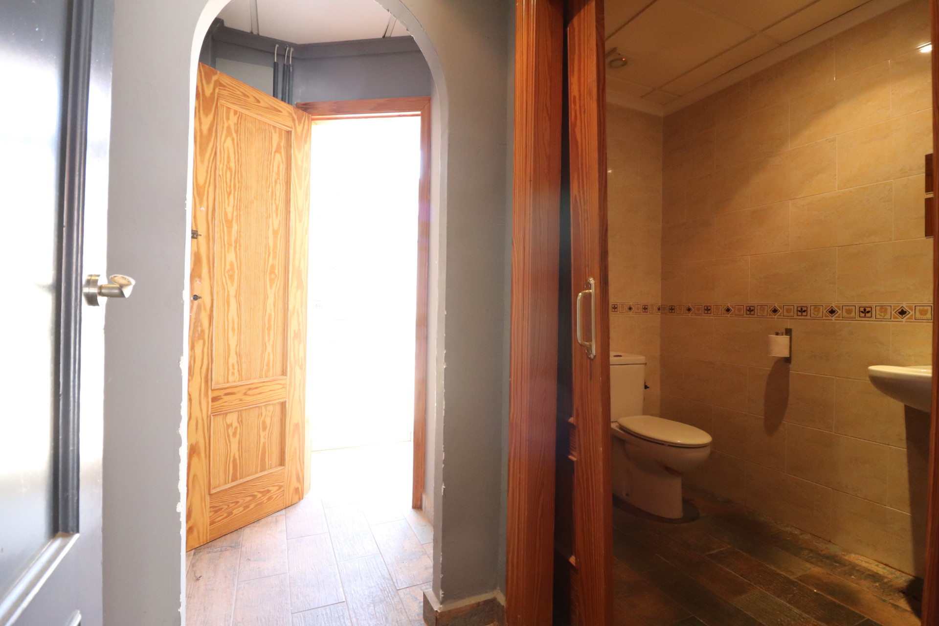 Revente - Local commercial -
Algorfa - La Finca Golf Resort