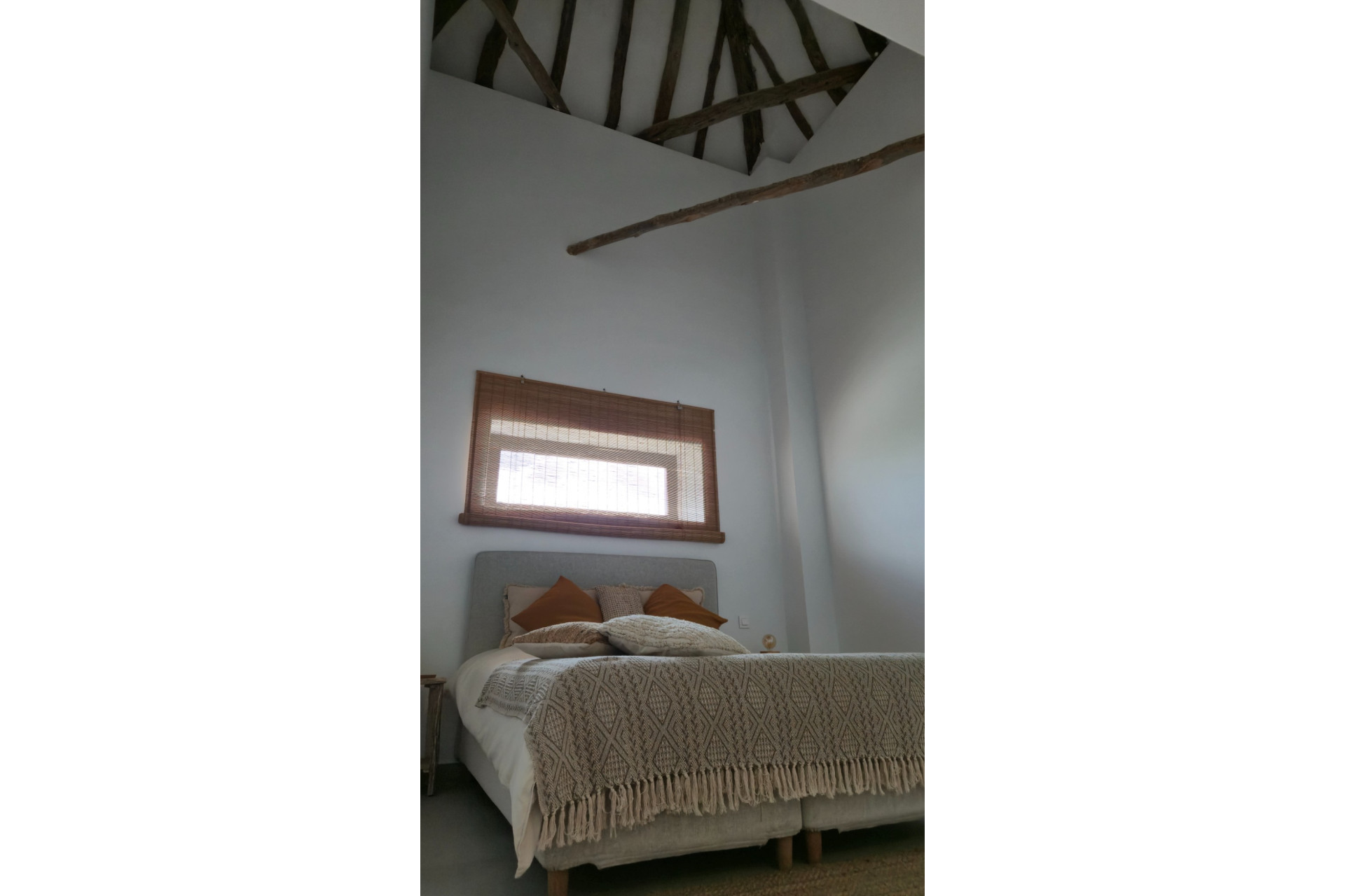 Revente - Local commercial -
Almansa