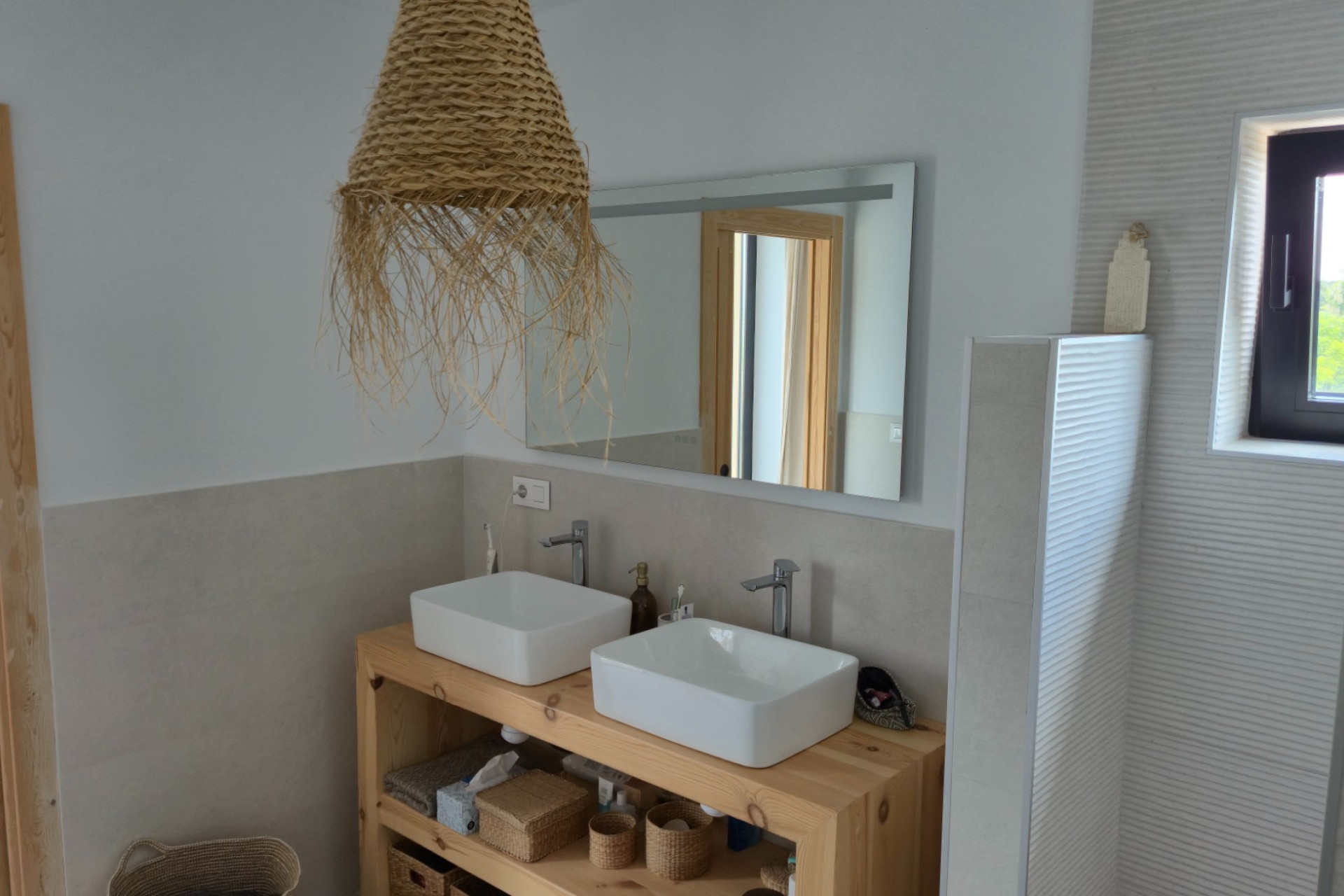 Revente - Local commercial -
Almansa