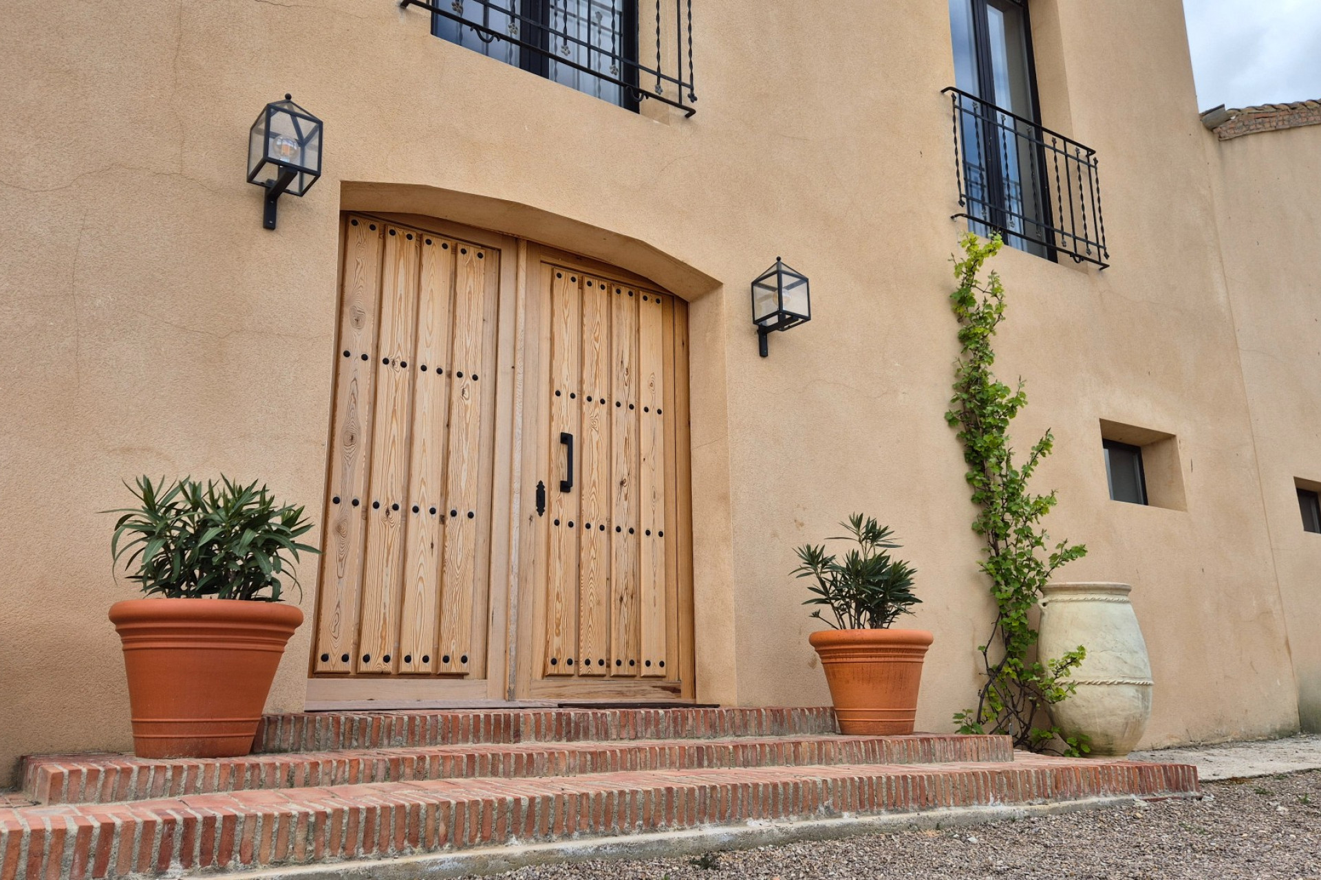 Revente - Local commercial -
Almansa